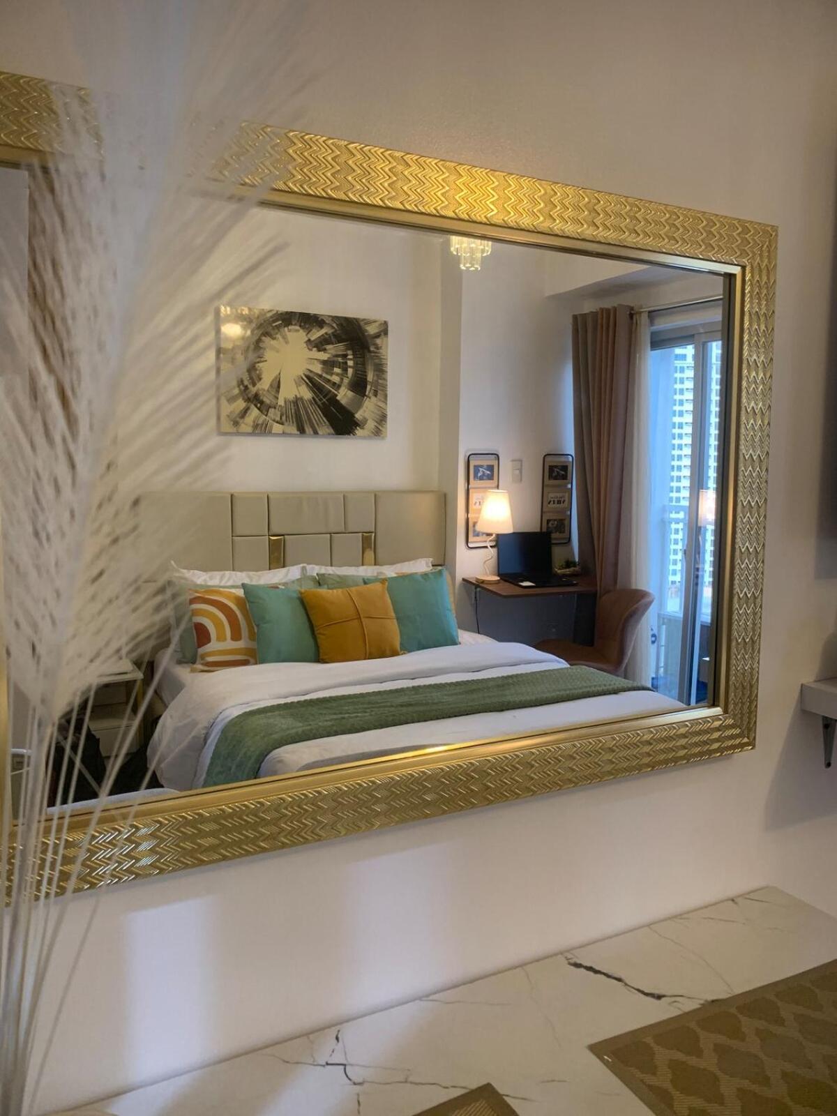 City & Samal View Studio with Balcony and Free WiFi & Netflix