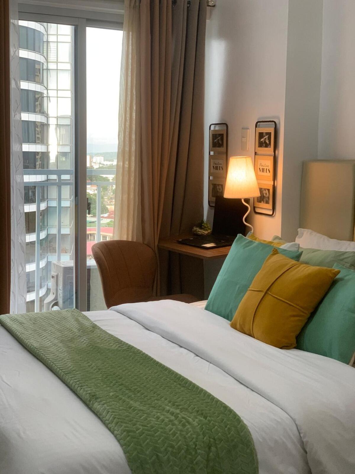 City & Samal View Studio with Balcony and Free WiFi & Netflix