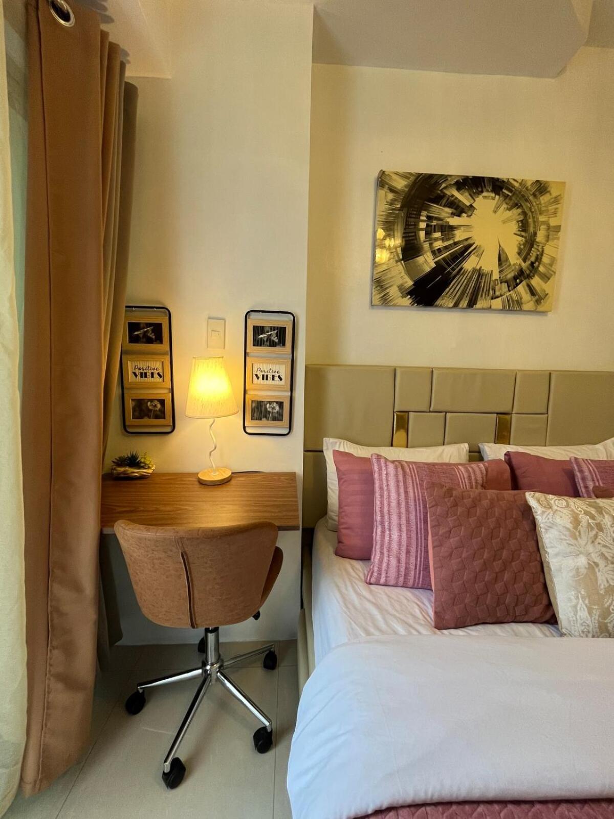 City & Samal View Studio with Balcony and Free WiFi & Netflix