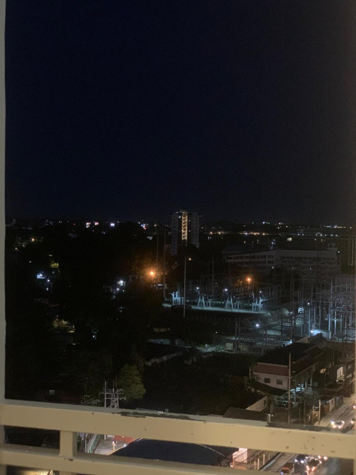City & Samal View Studio with Balcony and Free WiFi & Netflix