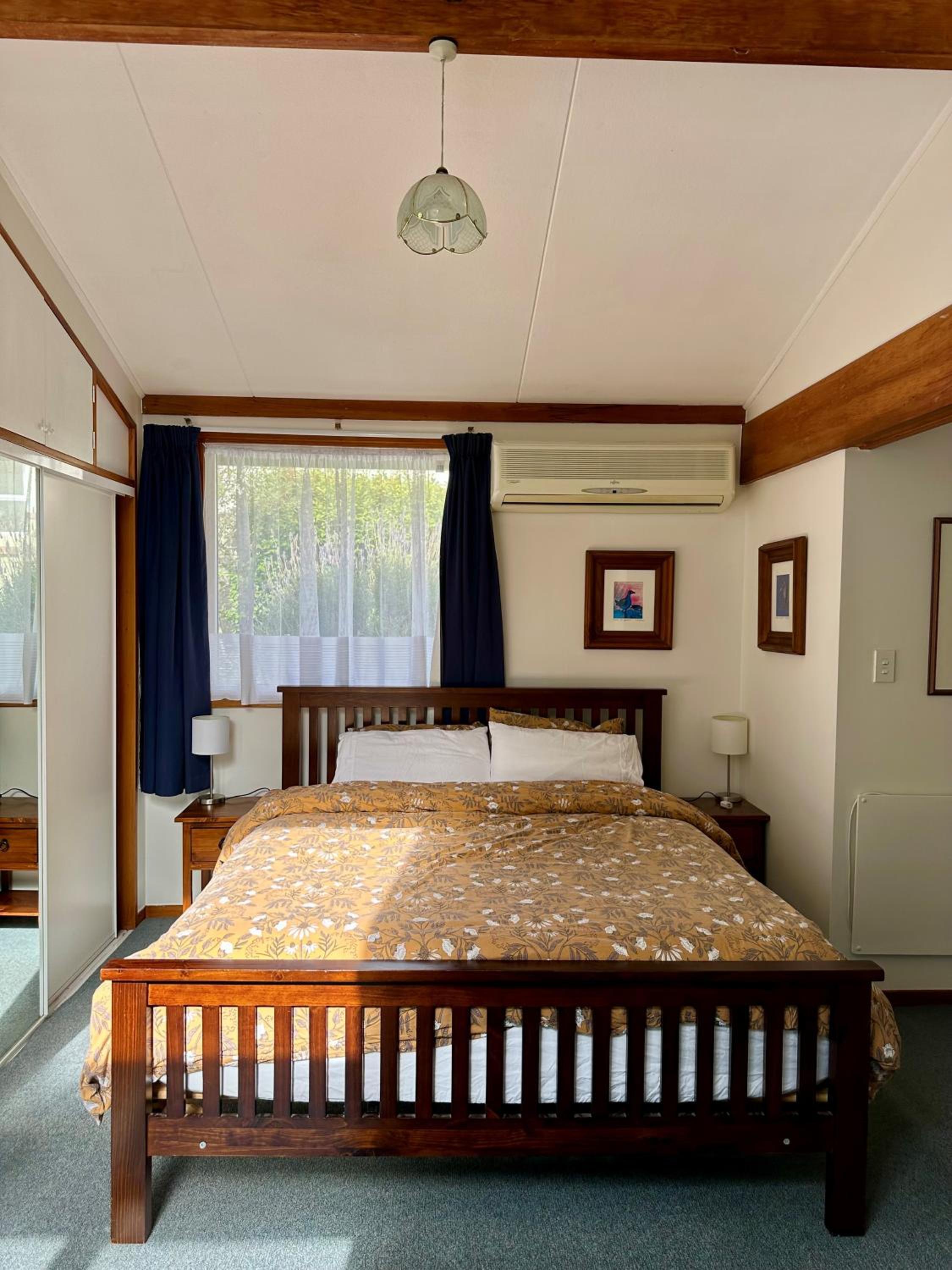 Cozy and quiet studio apartment with shared spa pool