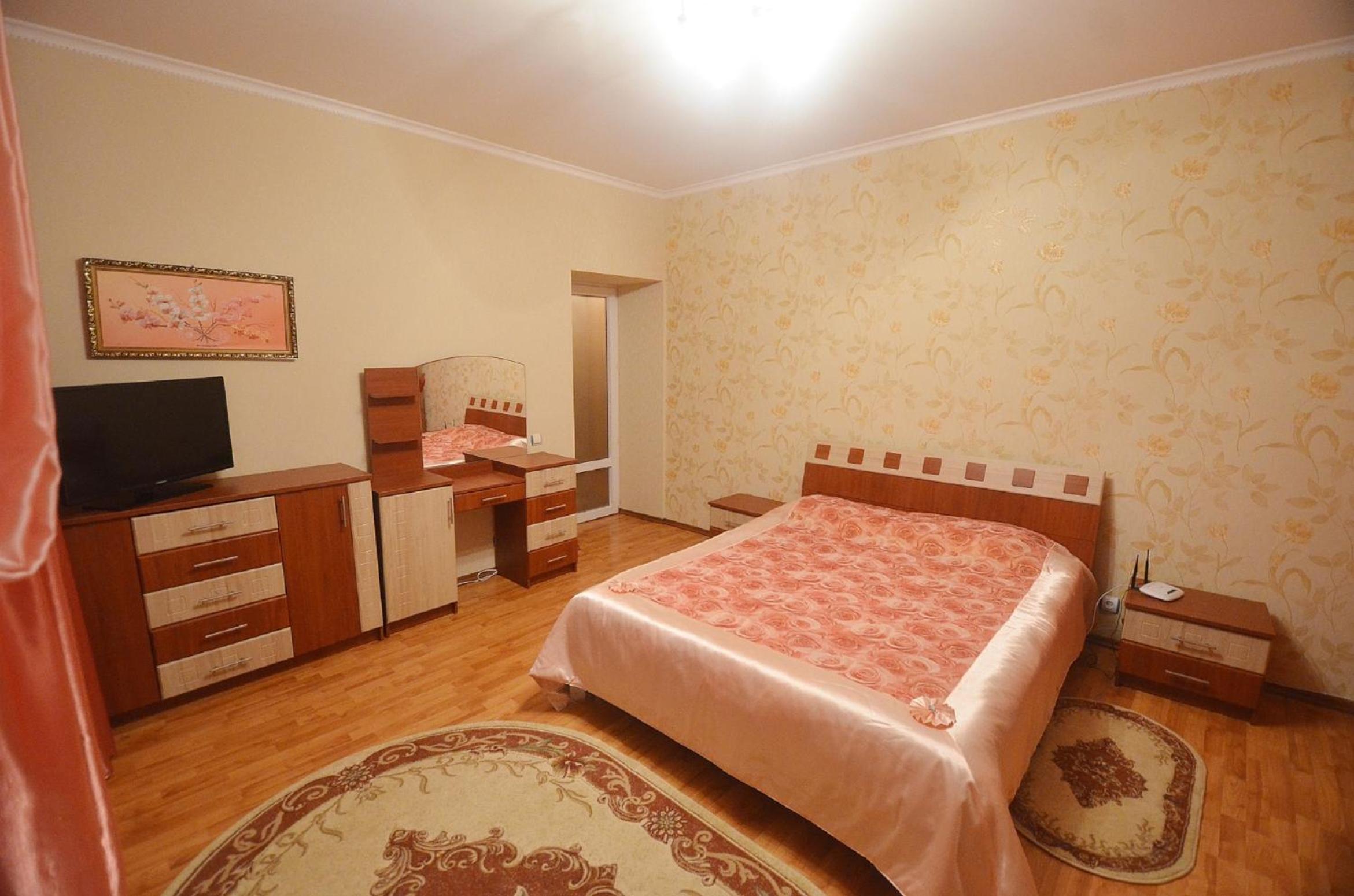 VIP apartments on Admiralskaya view 4