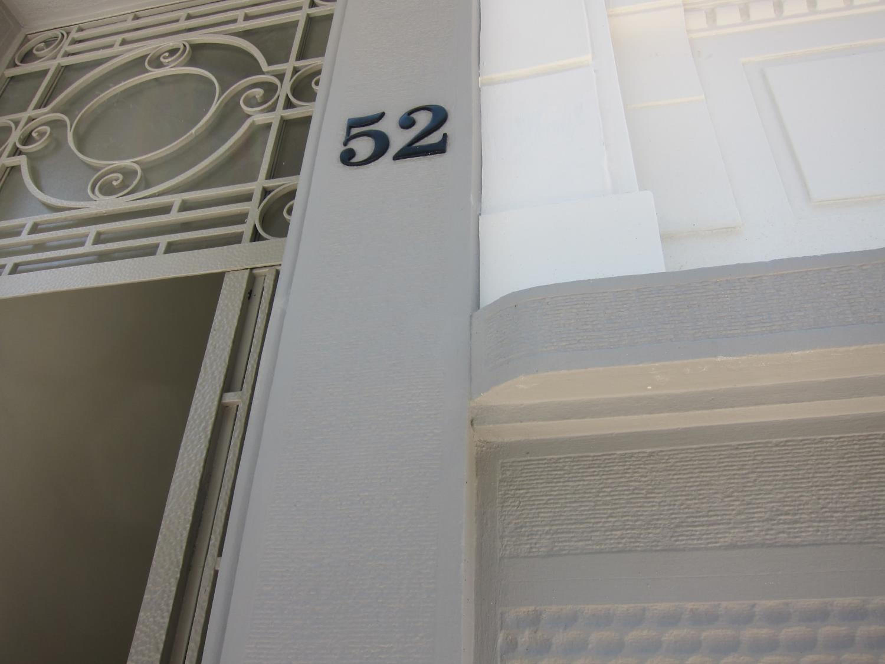 1930's Athenian House by YHA