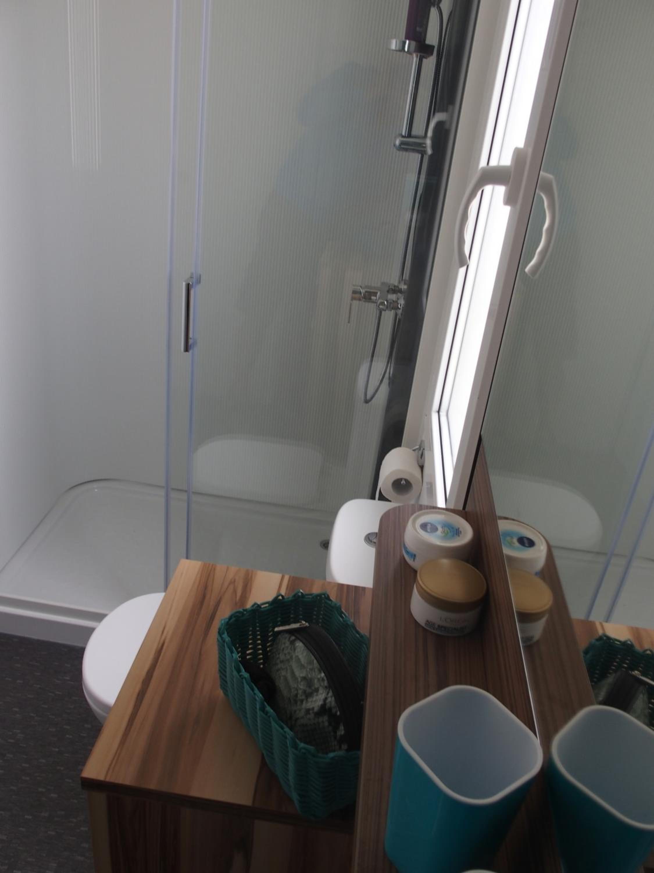 Luxury MobileHome Lucina Bay view 5