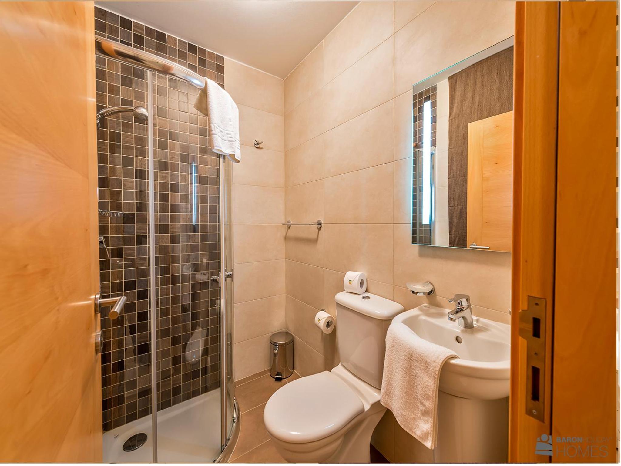 Hillock Residence Apartments