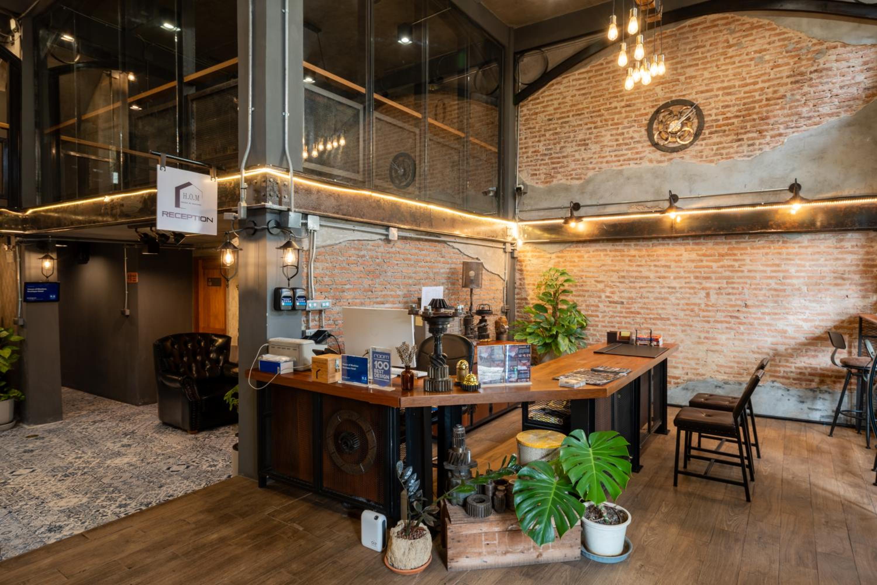 House of Machine Boutique Hotel
