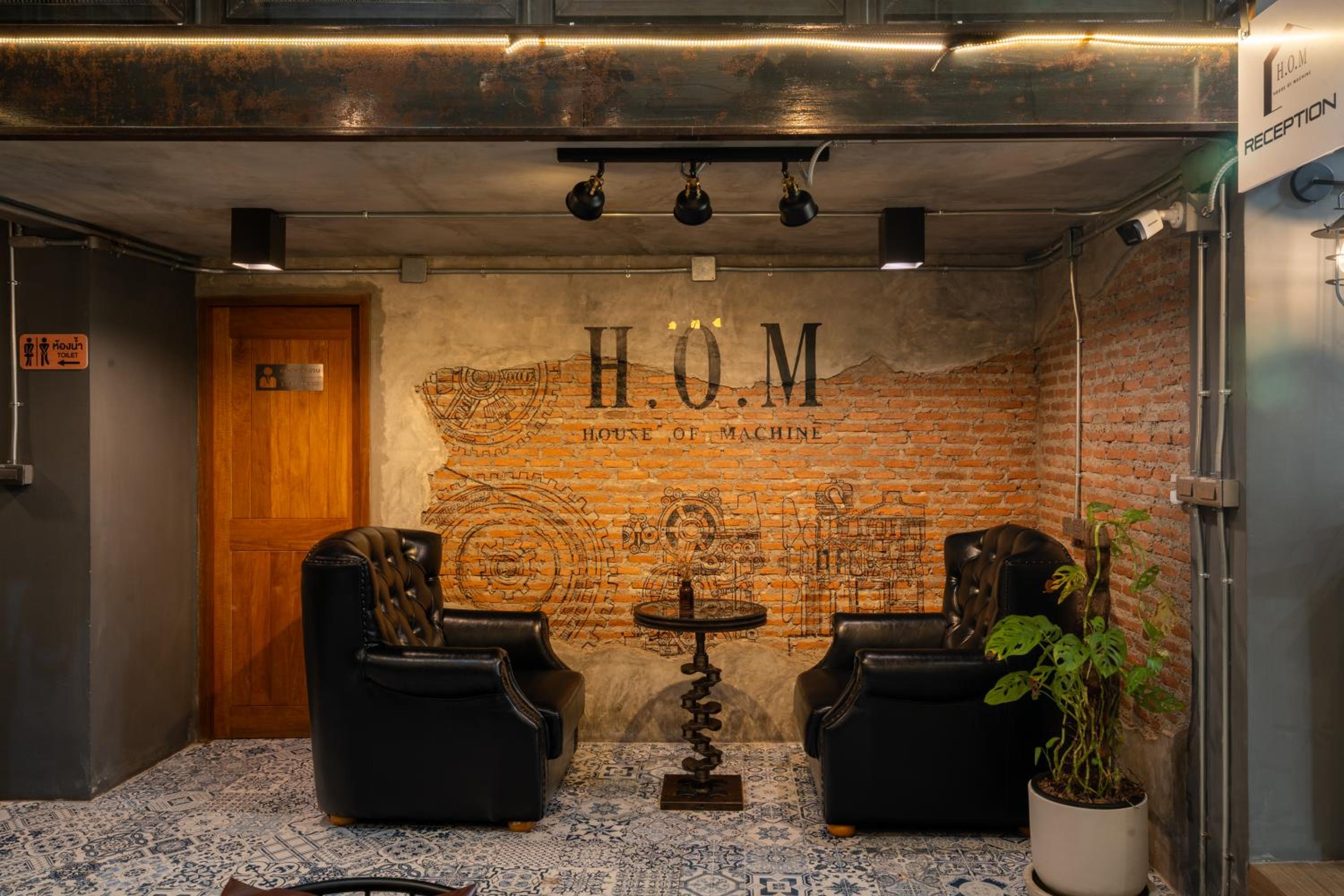 House of Machine Boutique Hotel