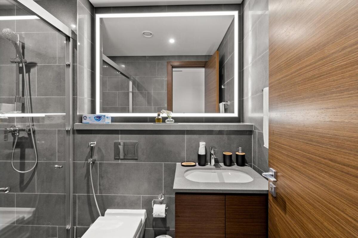 Elegant 1BR with Bedroom Balcony - Sobha Crest C