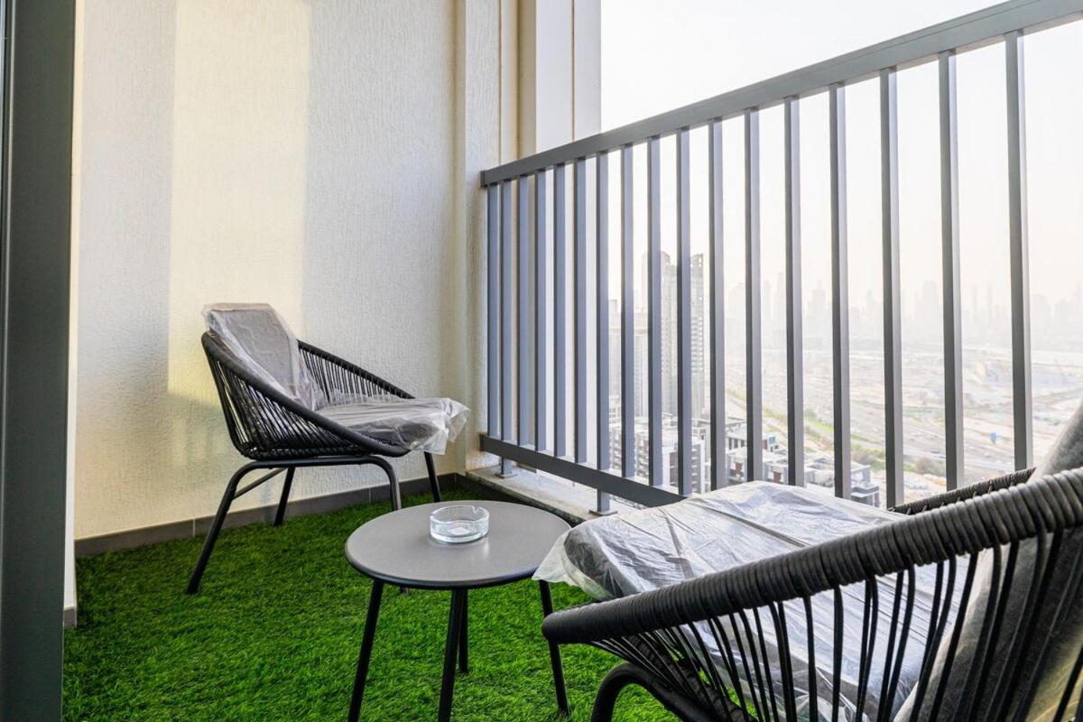 Premium Stay in Sobha 1BR with Extra Room and Balcony