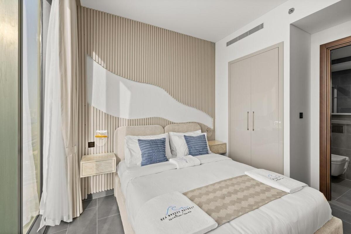 Premium Stay in Sobha 1BR with Extra Room and Balcony