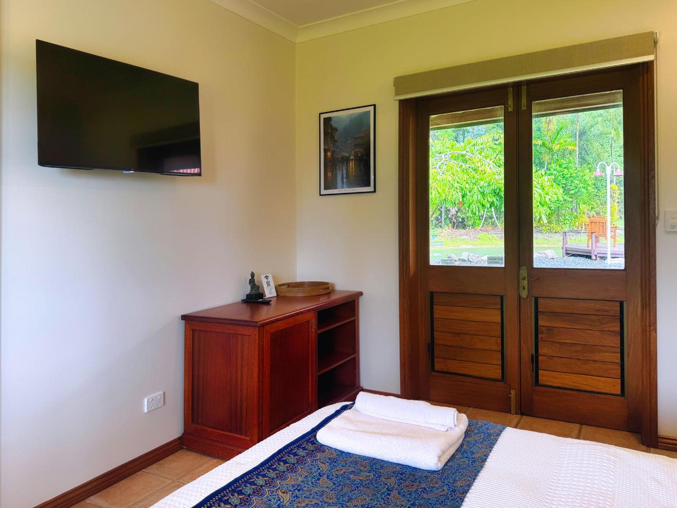 Ahana Hillside - Scenic Stay Near Cairns