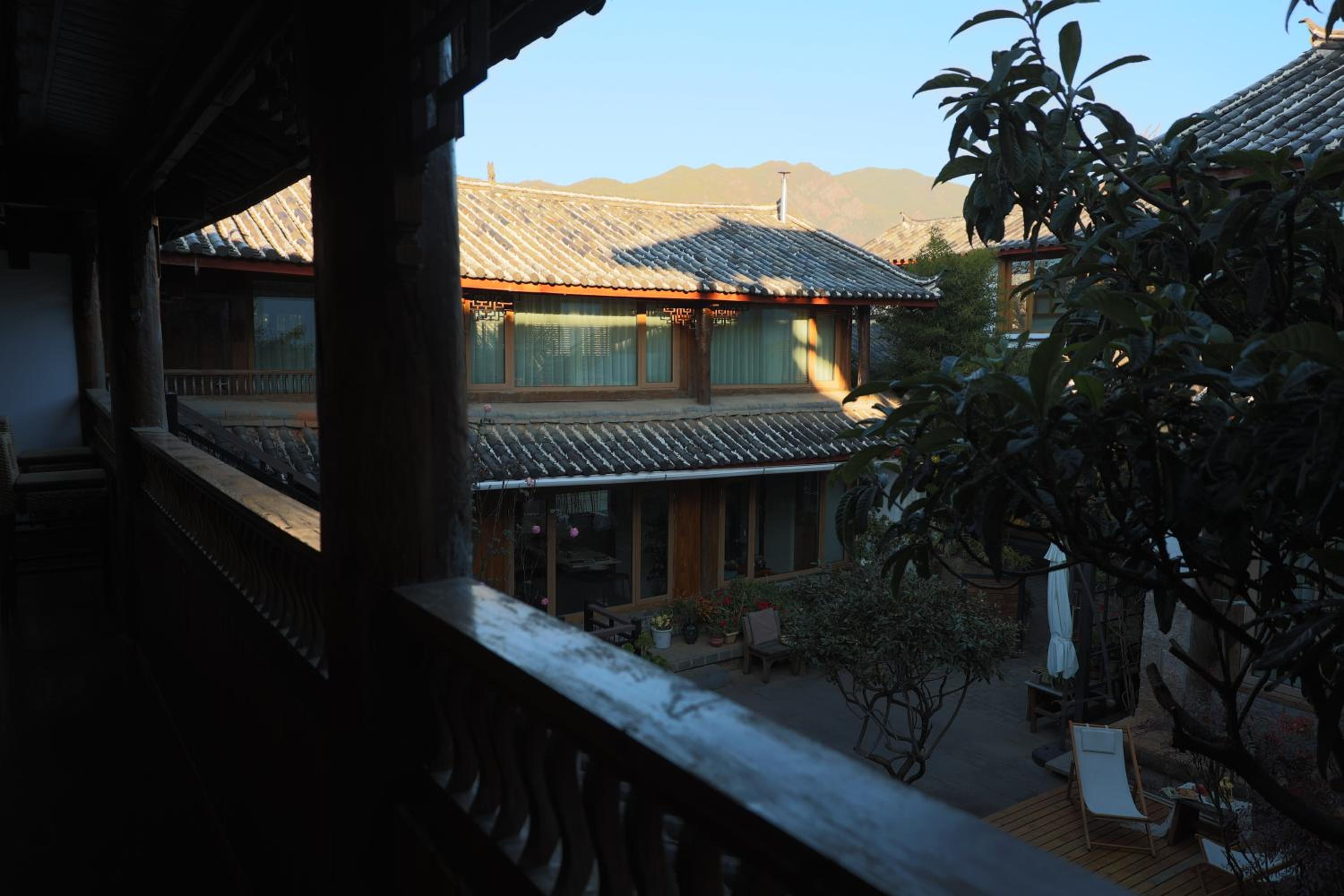 Lijiang Sadhu Inn