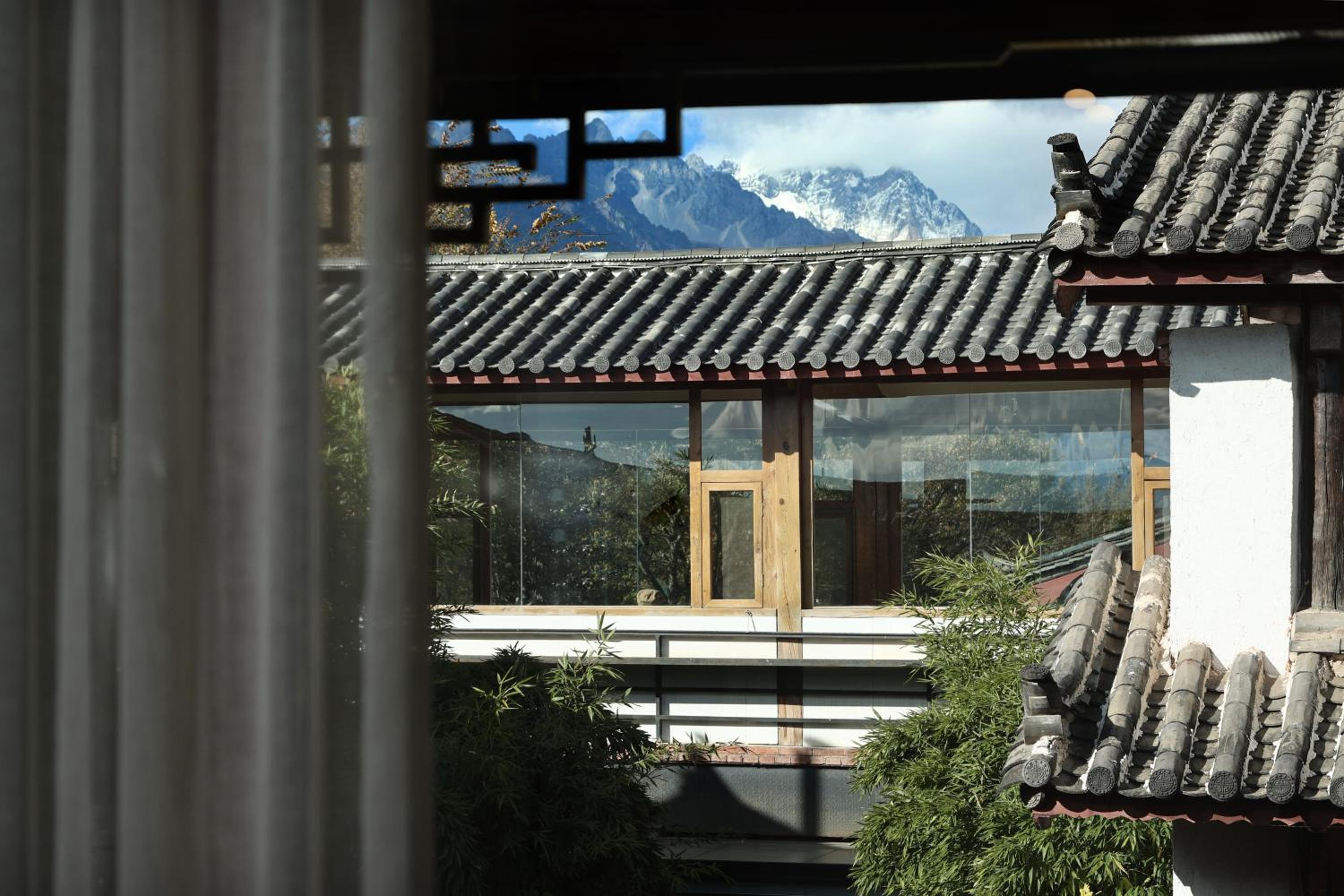 Lijiang Sadhu Inn