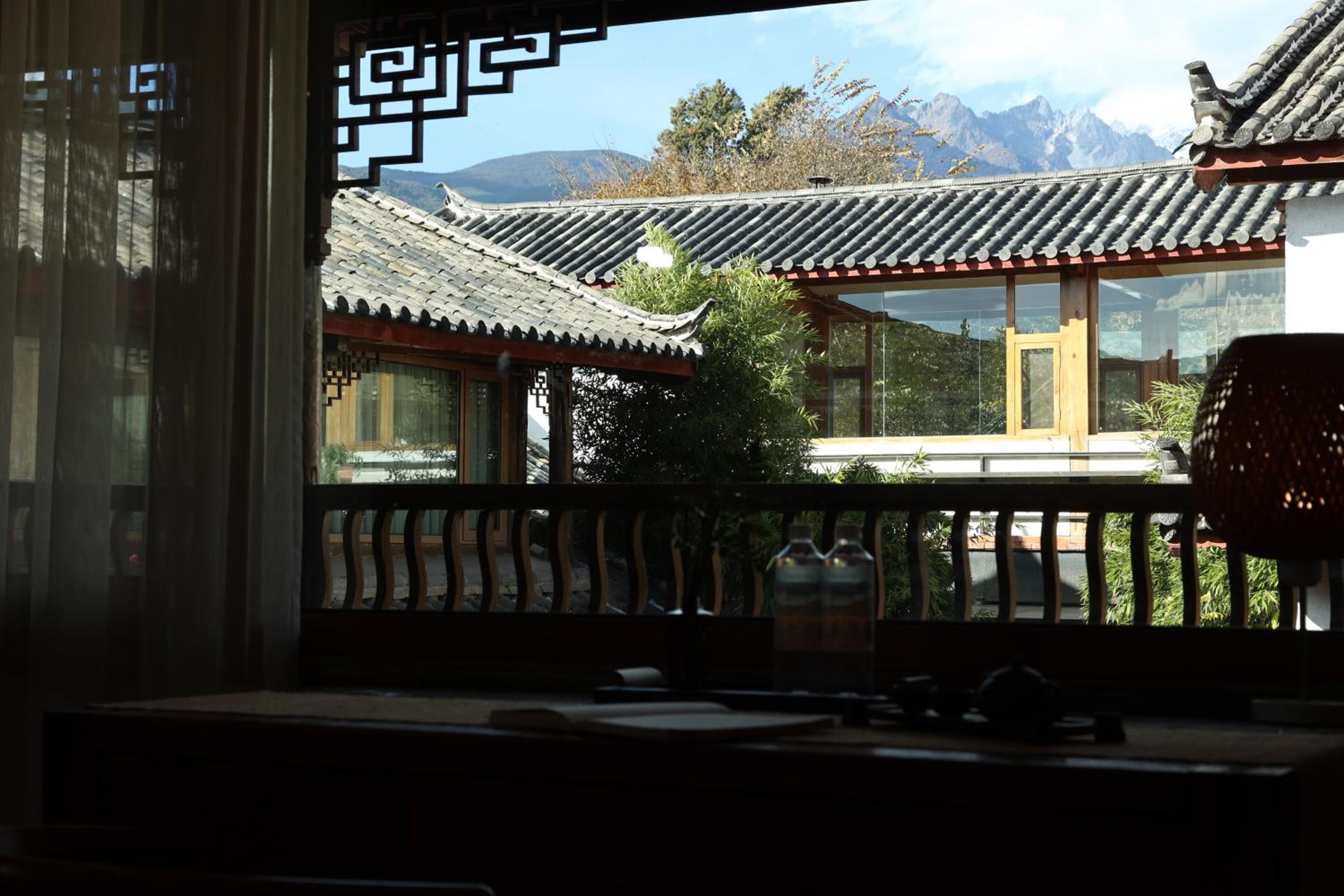 Lijiang Sadhu Inn