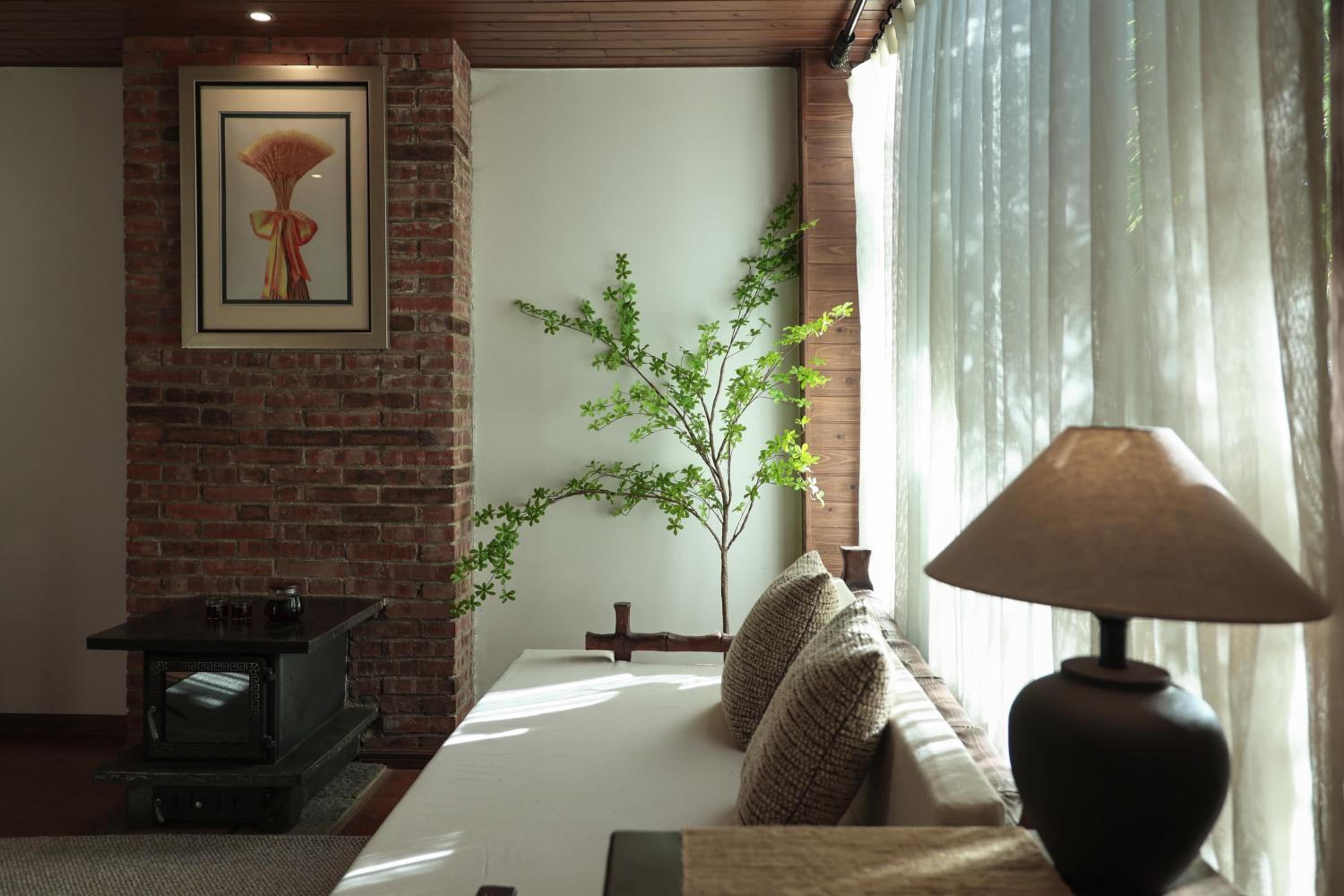 Lijiang Sadhu Inn