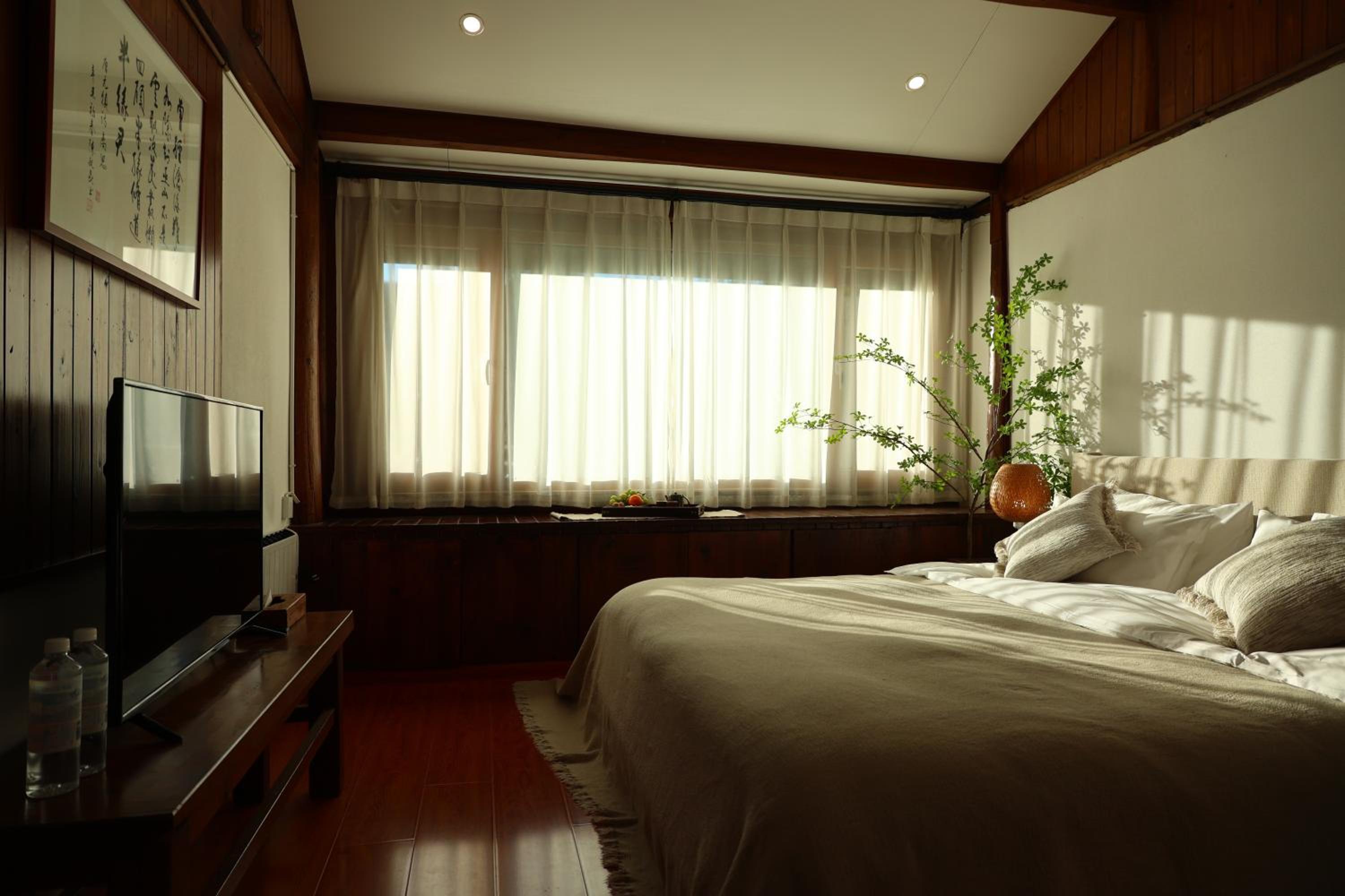 Lijiang Sadhu Inn