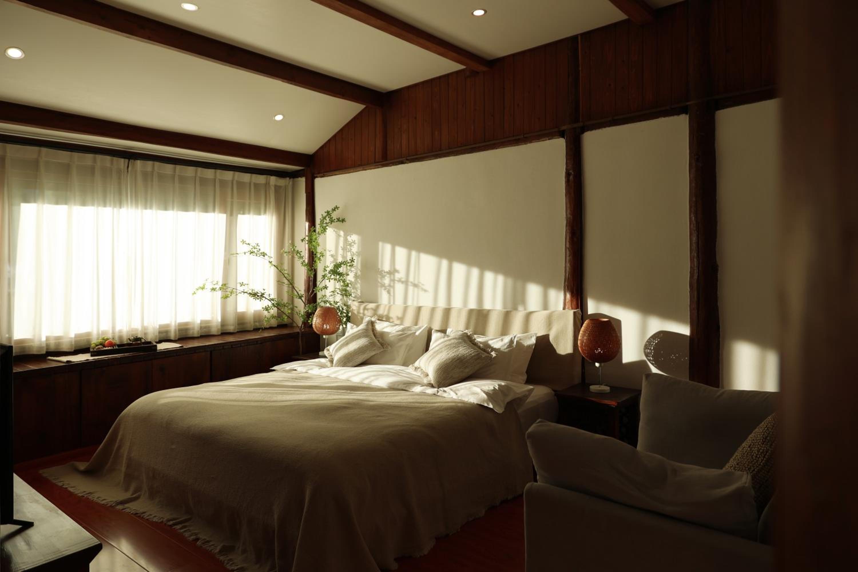 Lijiang Sadhu Inn