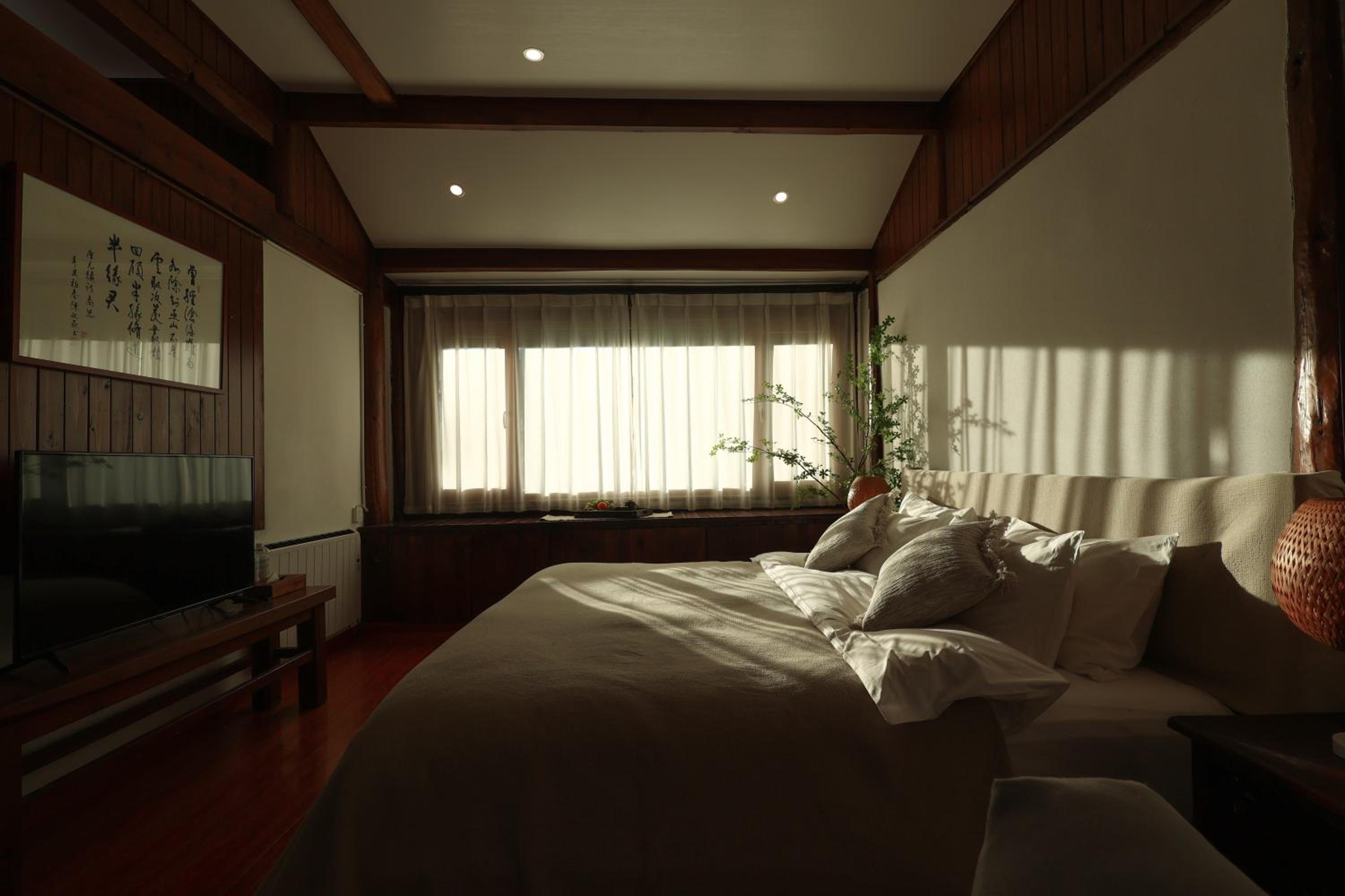 Lijiang Sadhu Inn
