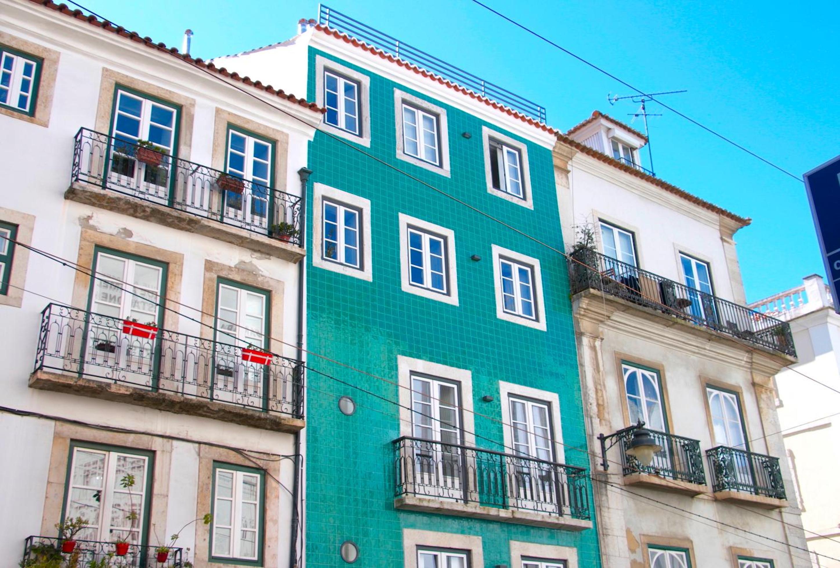 Ama Apartments
