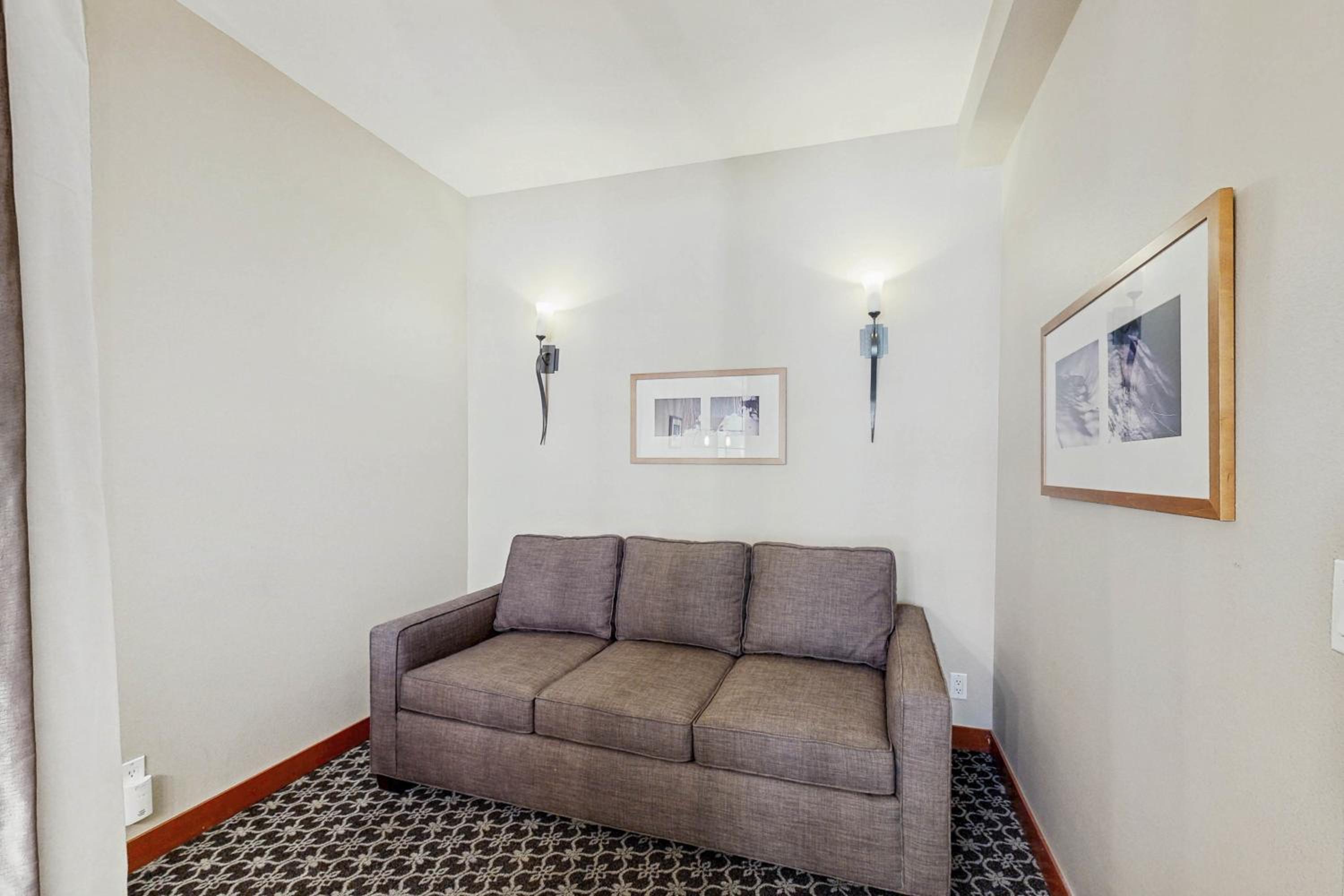 Ski-InandSki-Out Condo with Views in Olympic Valley