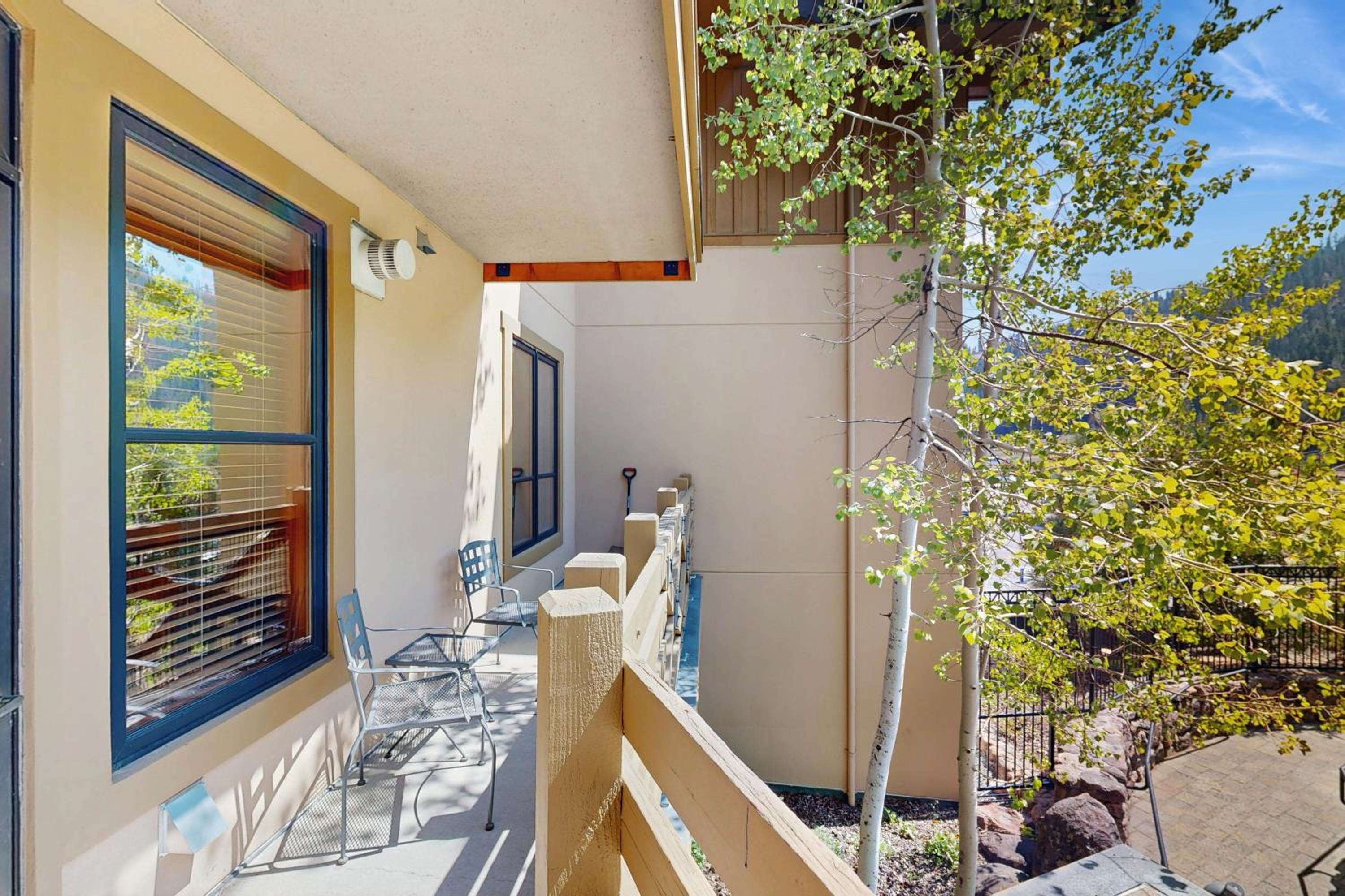 Ski-InandSki-Out Condo with Views in Olympic Valley