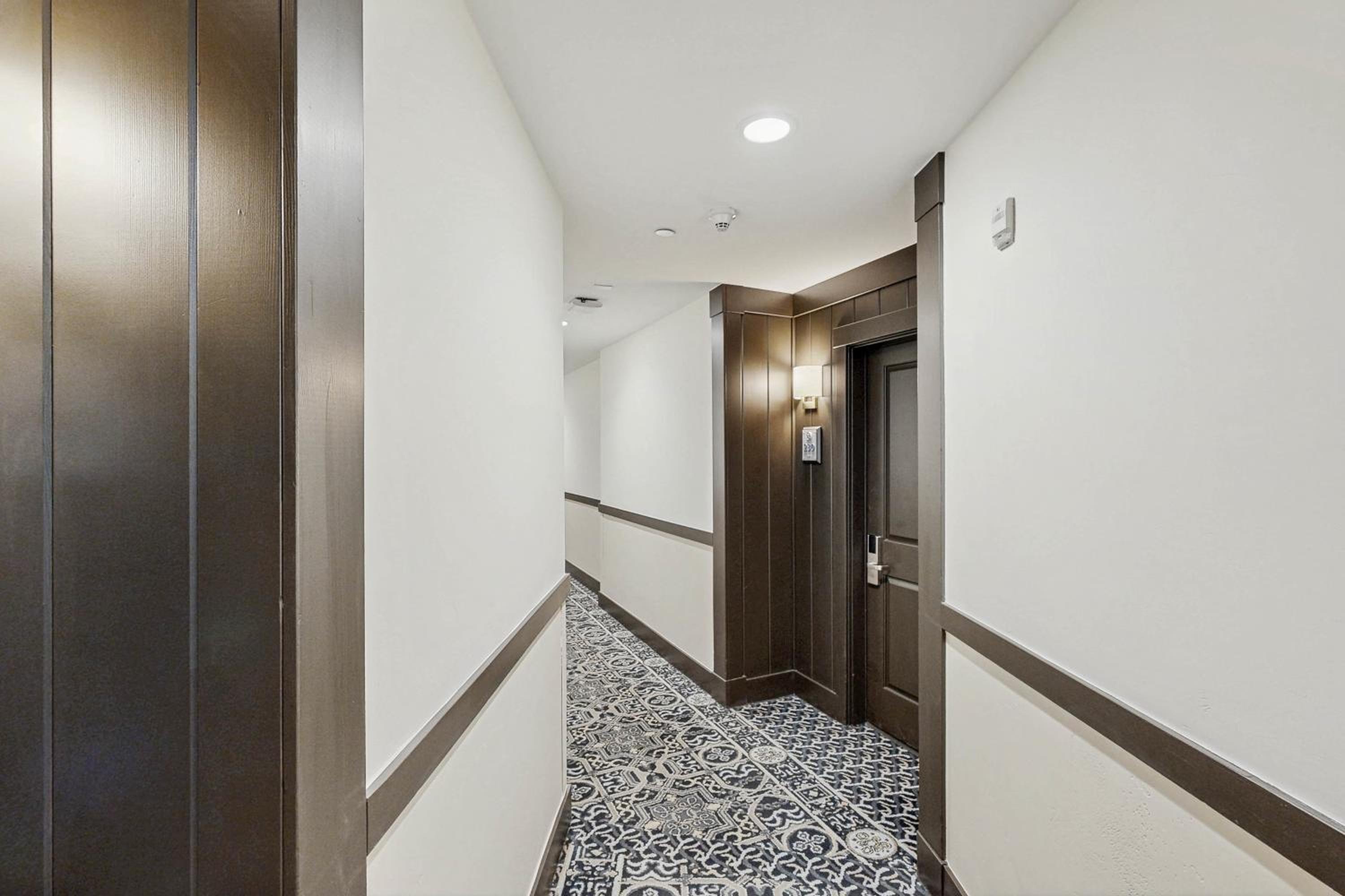 Ski-InandSki-Out Condo with Views in Olympic Valley