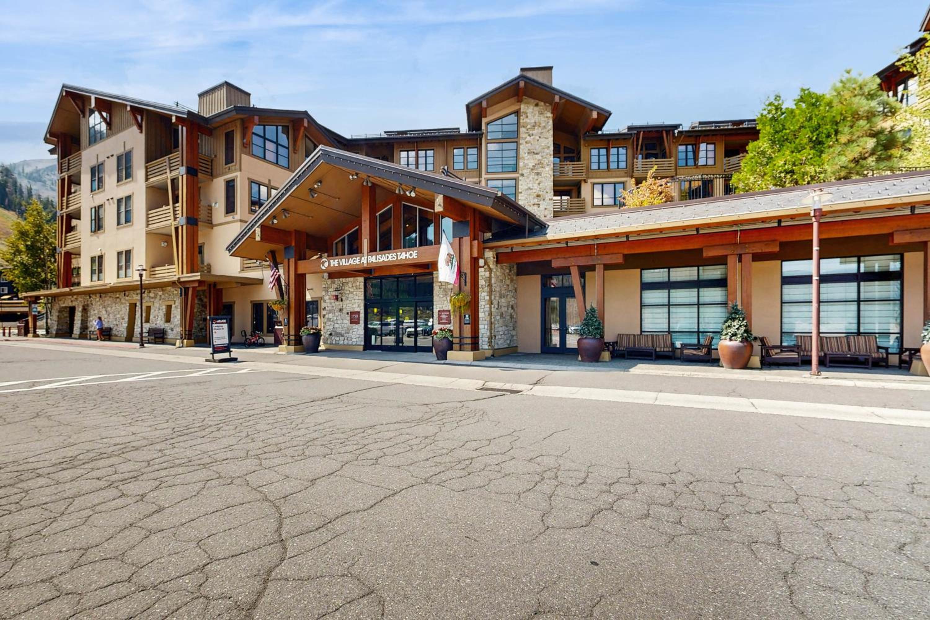 Ski-InandSki-Out Condo with Views in Olympic Valley