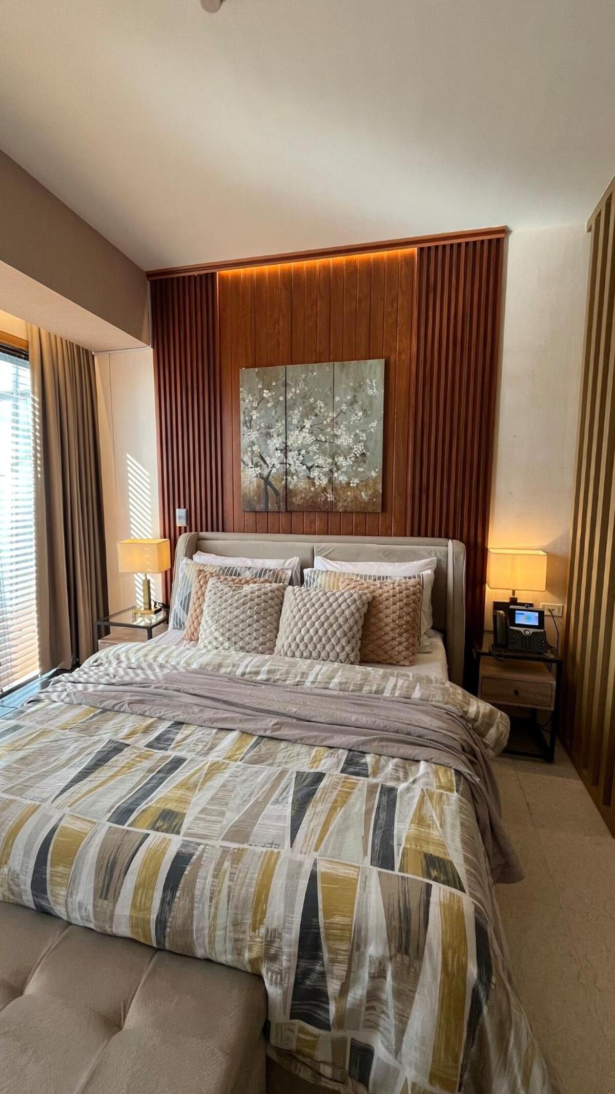 Chic & Cozy Studio at Aeon Towers with City View, Netflix, Fast WiFi