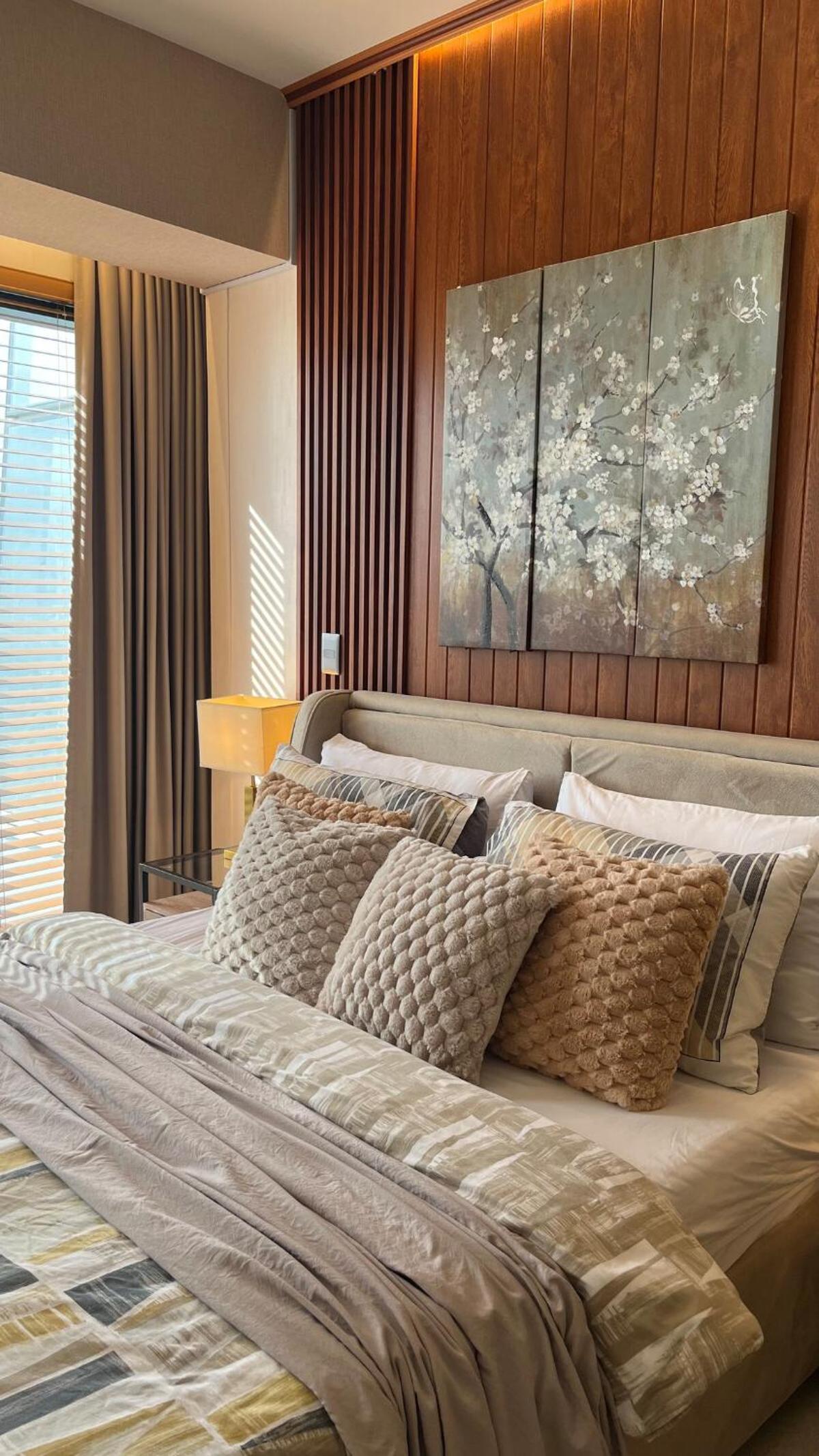 Chic & Cozy Studio at Aeon Towers with City View, Netflix, Fast WiFi
