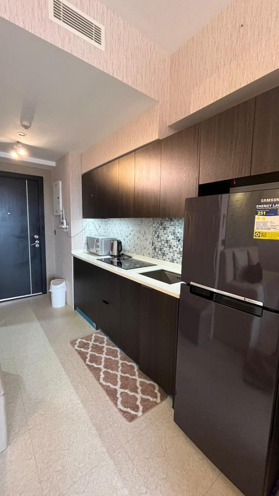 Chic & Cozy Studio at Aeon Towers with City View, Netflix, Fast WiFi