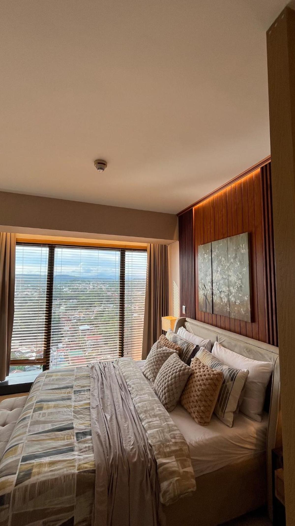 Chic & Cozy Studio at Aeon Towers with City View, Netflix, Fast WiFi