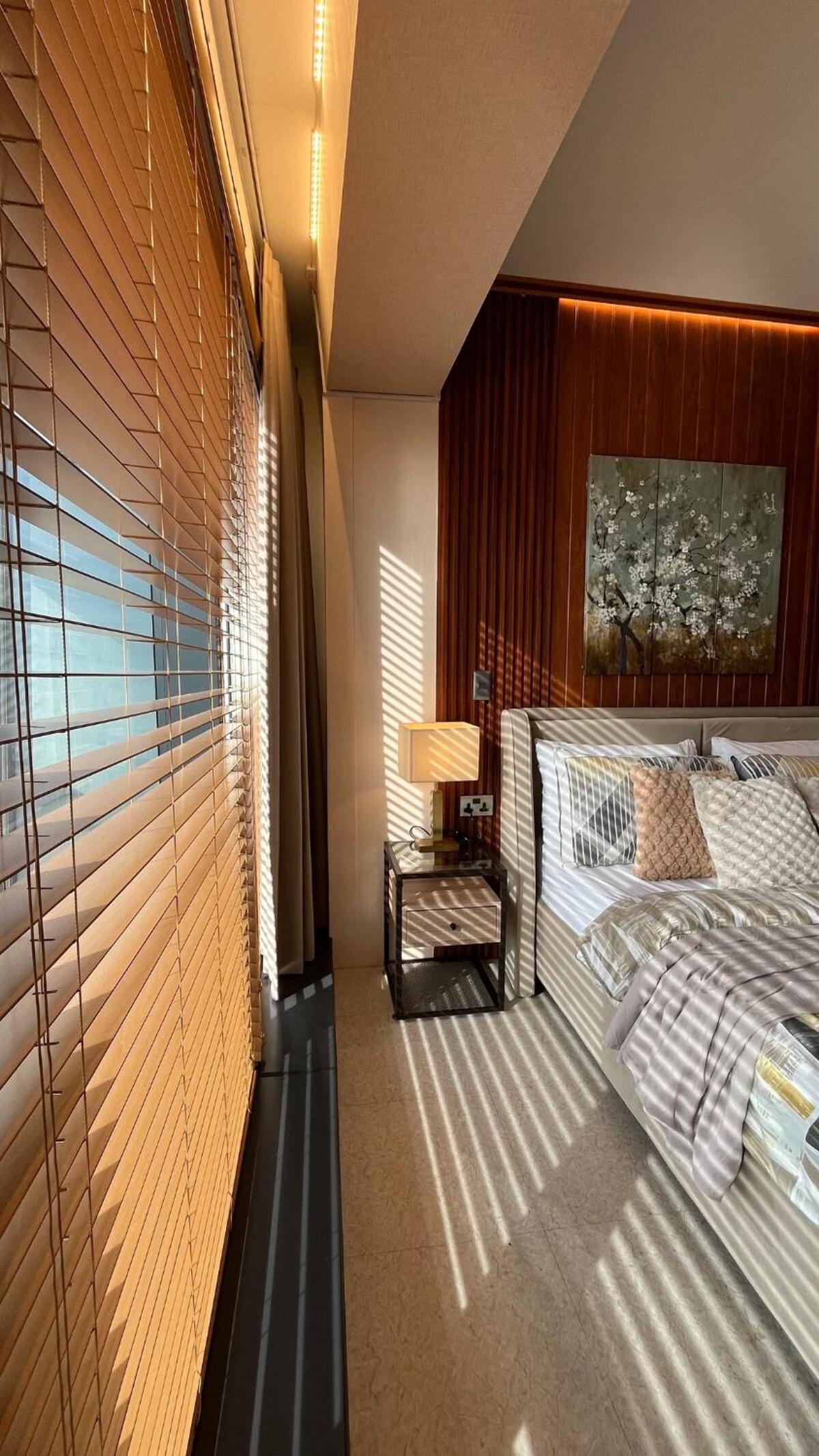 Chic & Cozy Studio at Aeon Towers with City View, Netflix, Fast WiFi