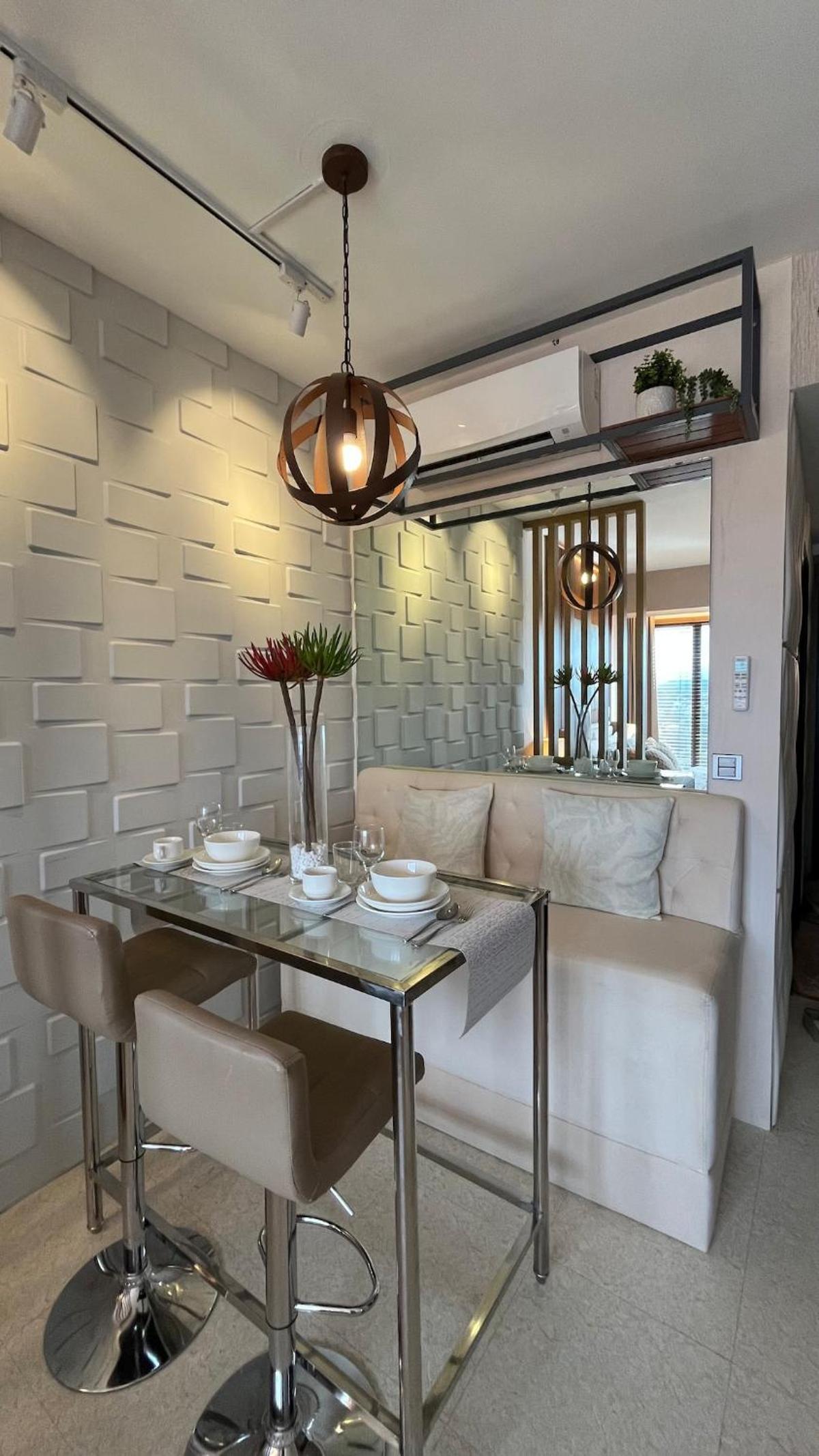Chic & Cozy Studio at Aeon Towers with City View, Netflix, Fast WiFi