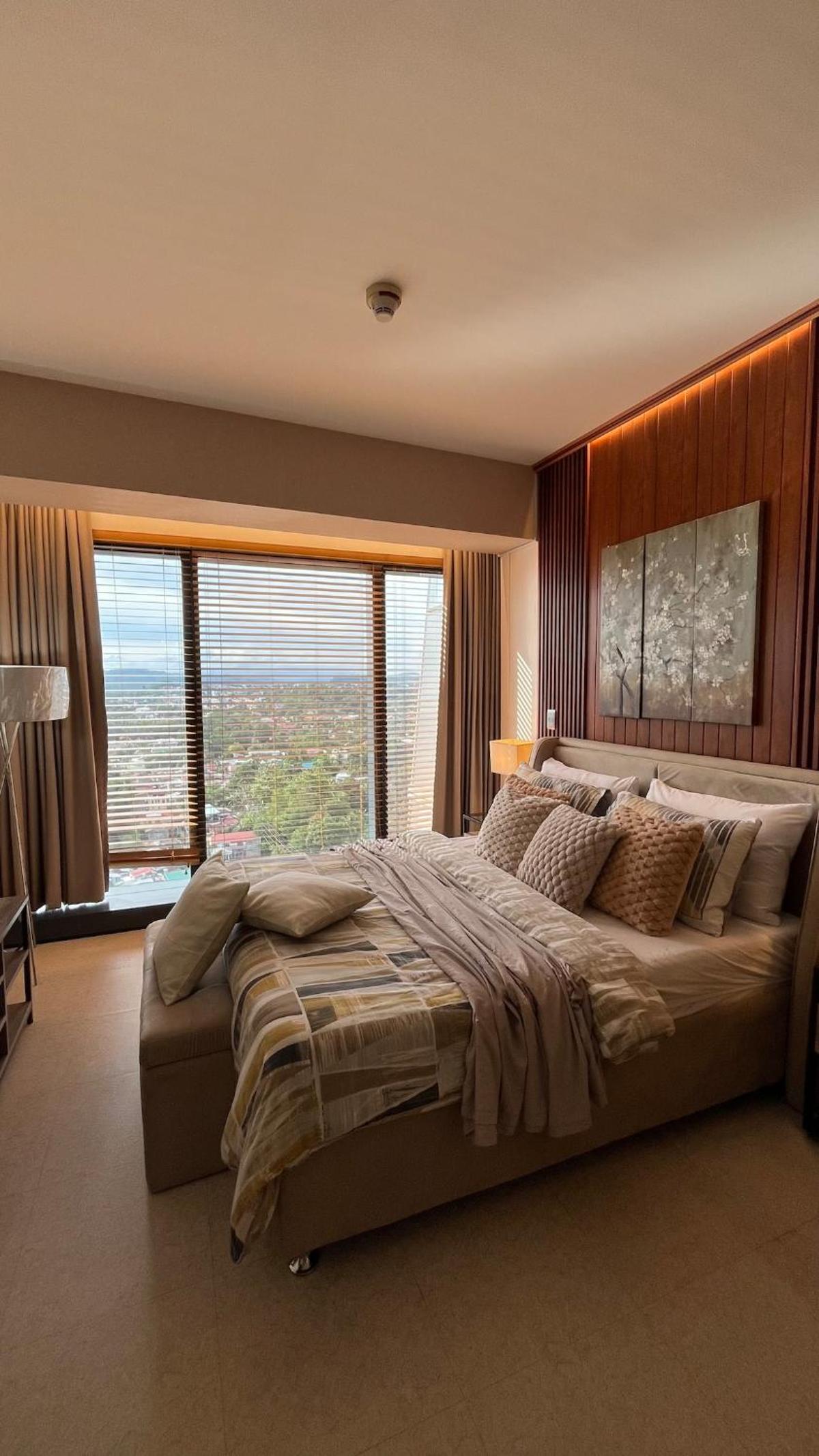 Chic & Cozy Studio at Aeon Towers with City View, Netflix, Fast WiFi