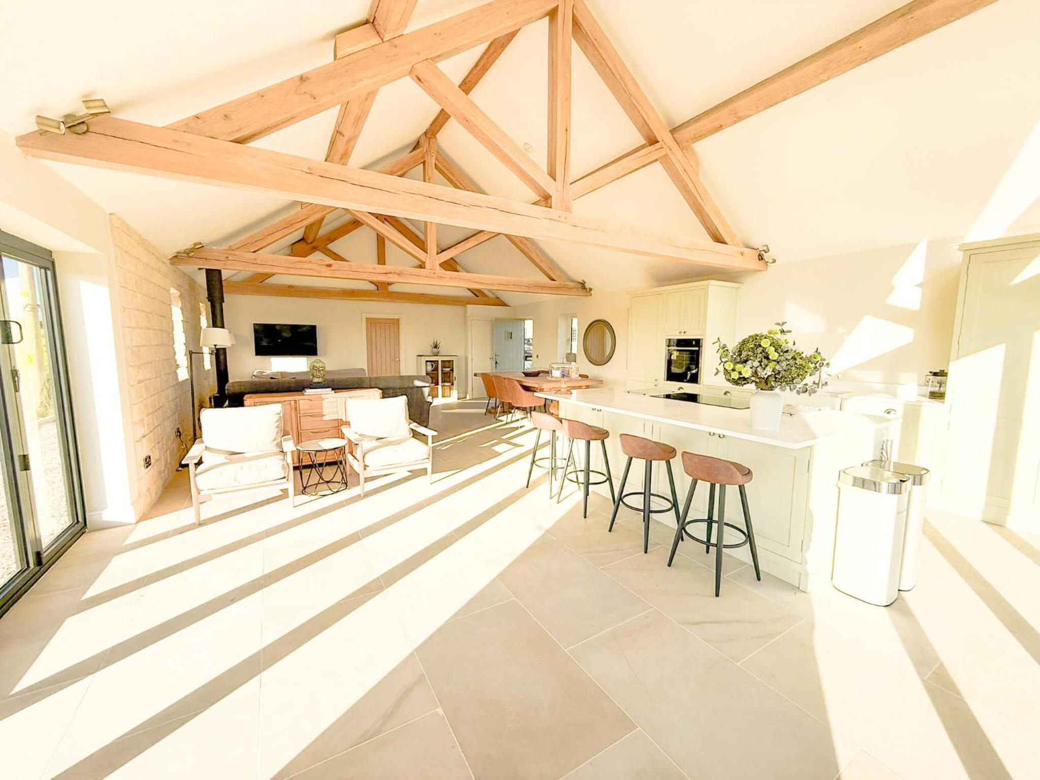 Serene Cotswold Escape 360 Views Private Acres Dog Friendly