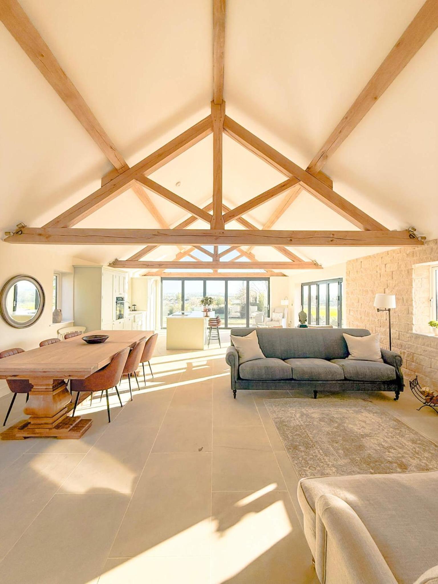 Serene Cotswold Escape 360 Views Private Acres Dog Friendly