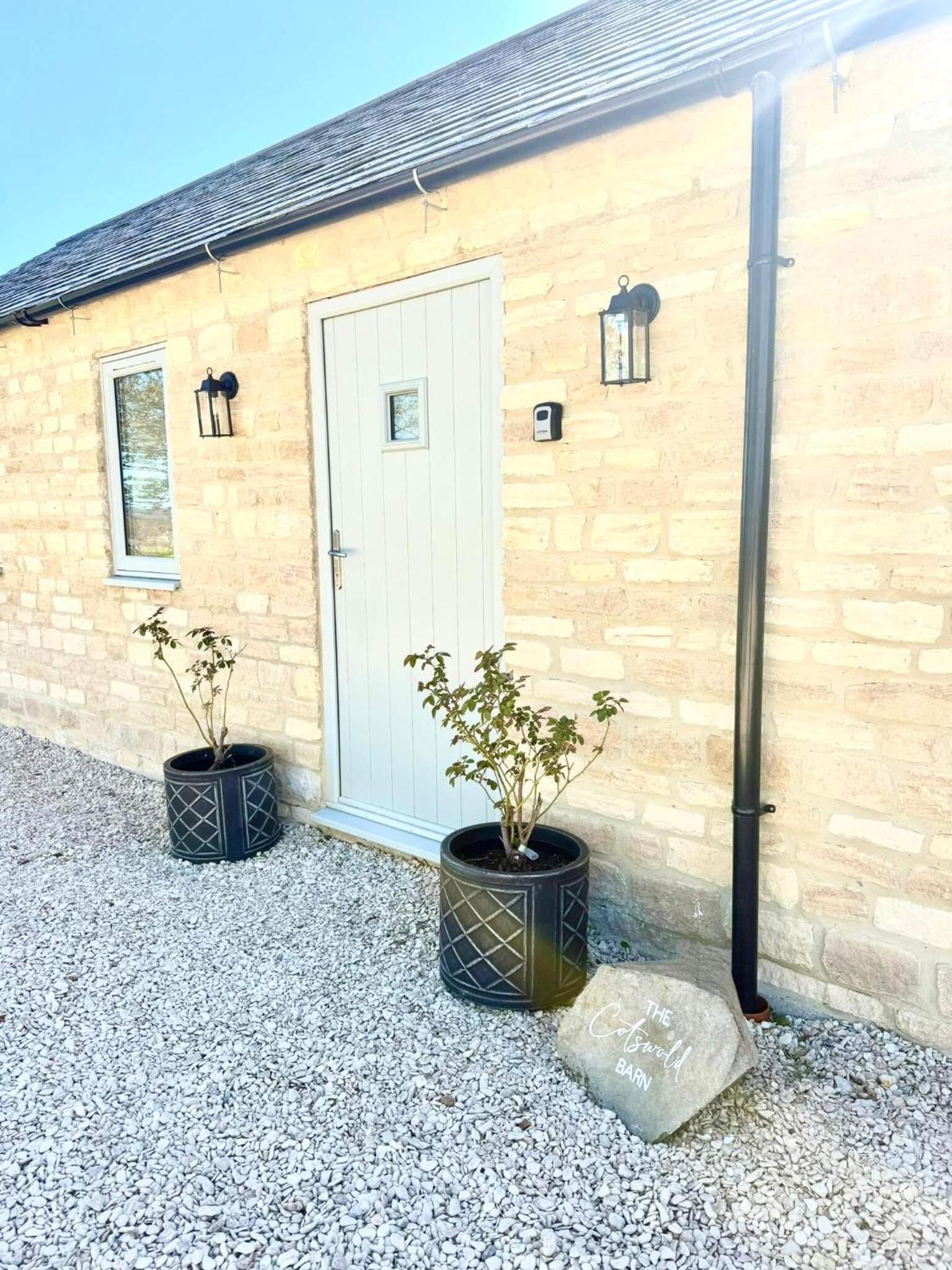 Serene Cotswold Escape 360 Views Private Acres Dog Friendly