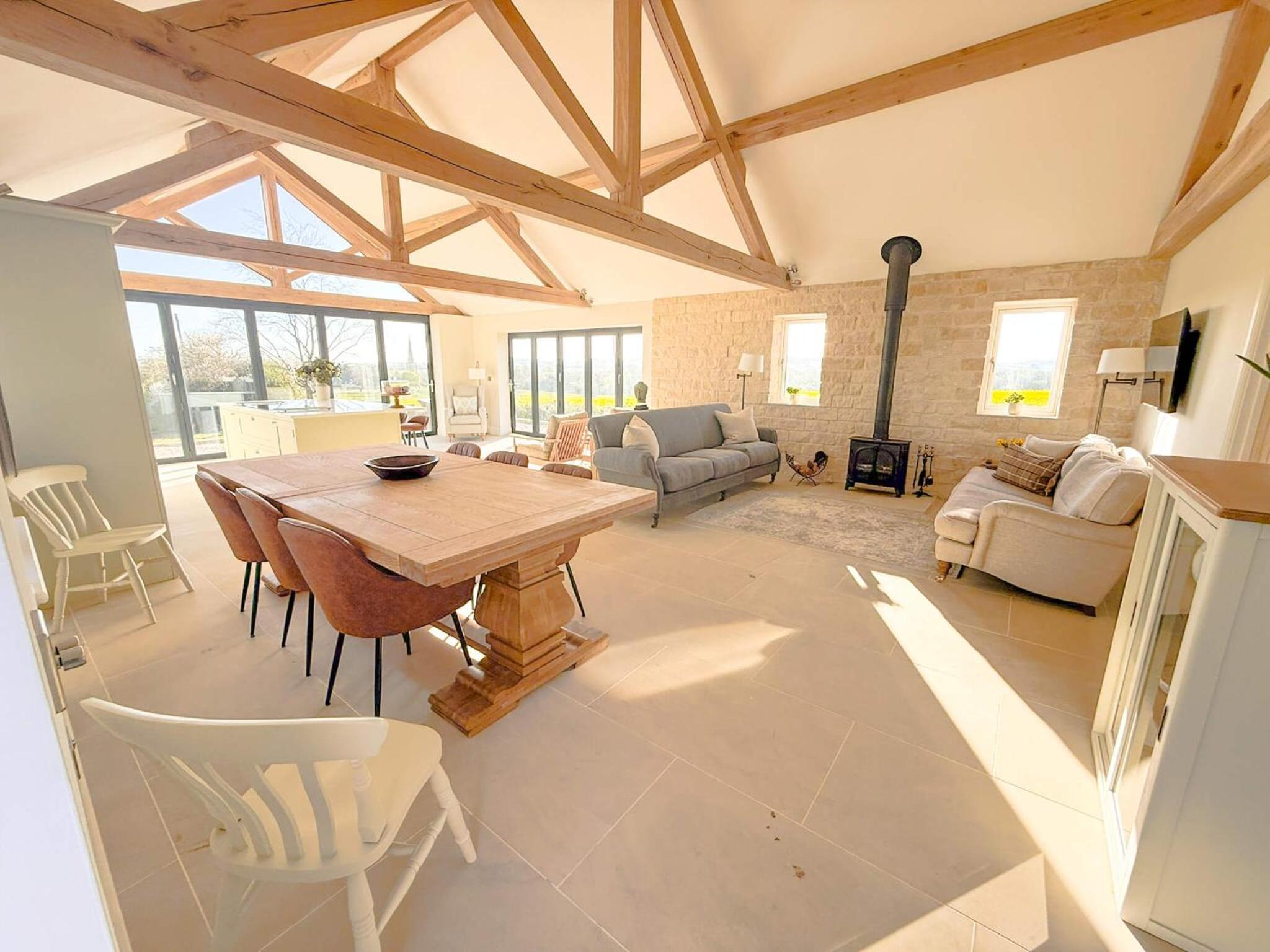 Serene Cotswold Escape 360 Views Private Acres Dog Friendly