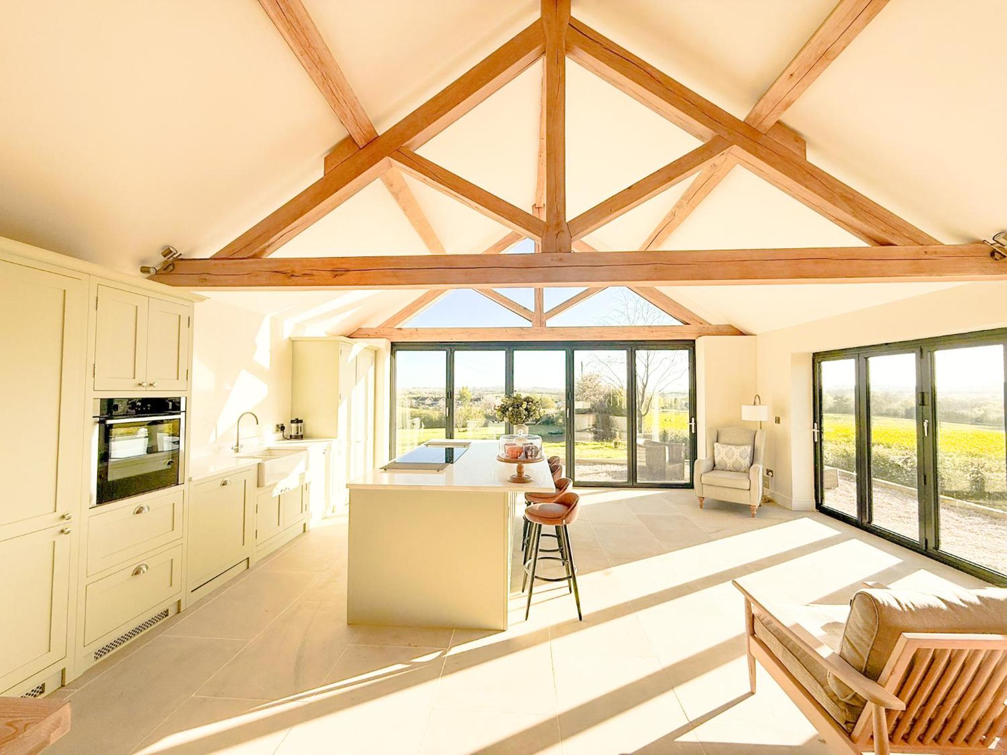 Serene Cotswold Escape 360 Views Private Acres Dog Friendly