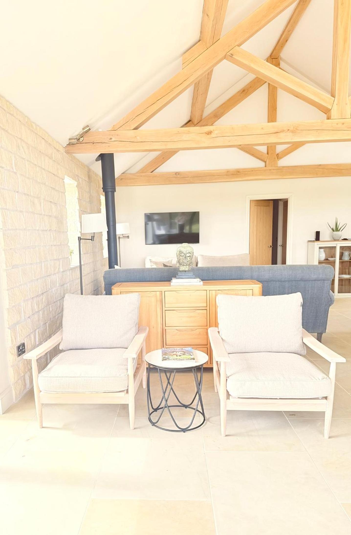 Serene Cotswold Escape 360 Views Private Acres Dog Friendly