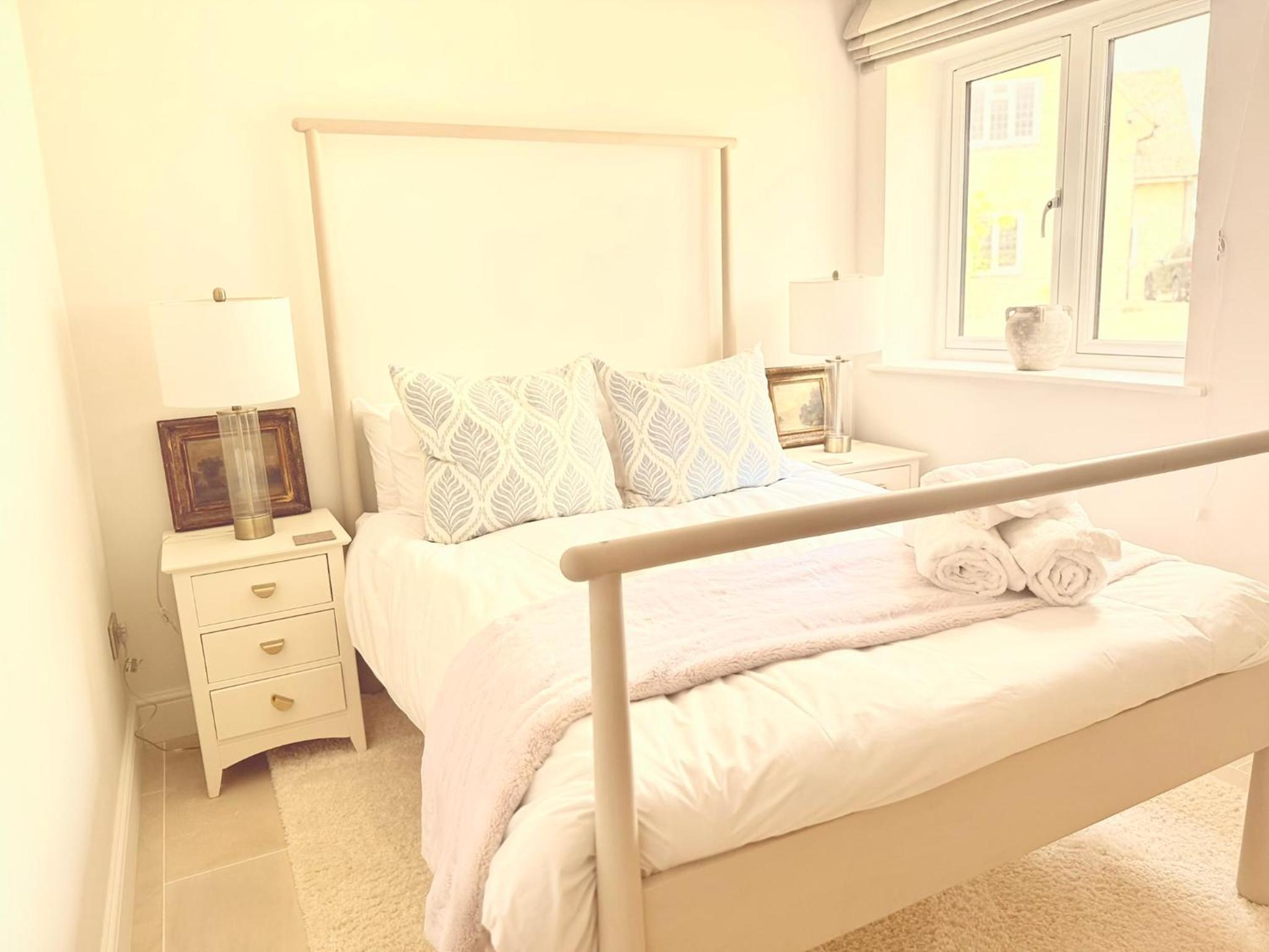 Serene Cotswold Escape 360 Views Private Acres Dog Friendly