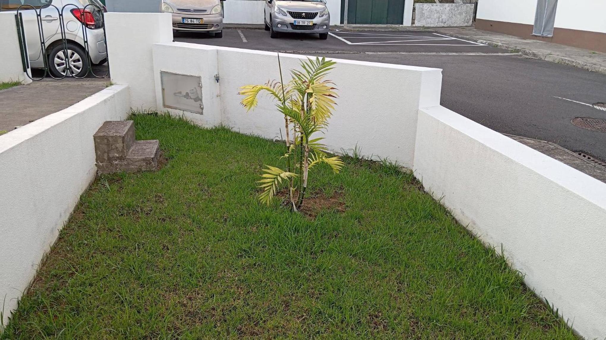 3 Bed House - Sleeps 4 - Wifi - Parking