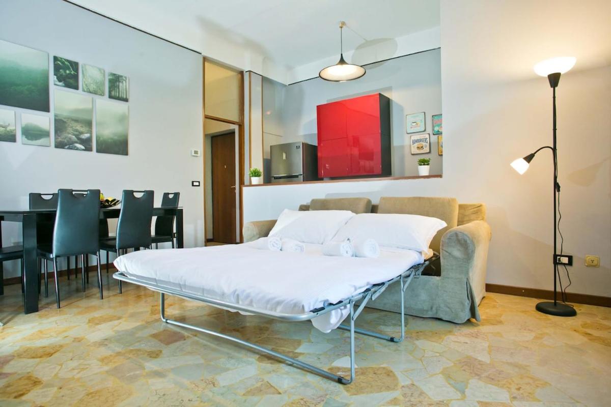 Bilocale Nova Milanese vicino Milano Monza - Parcheggio, terrazzo, Wifi, AC, Netfilx -