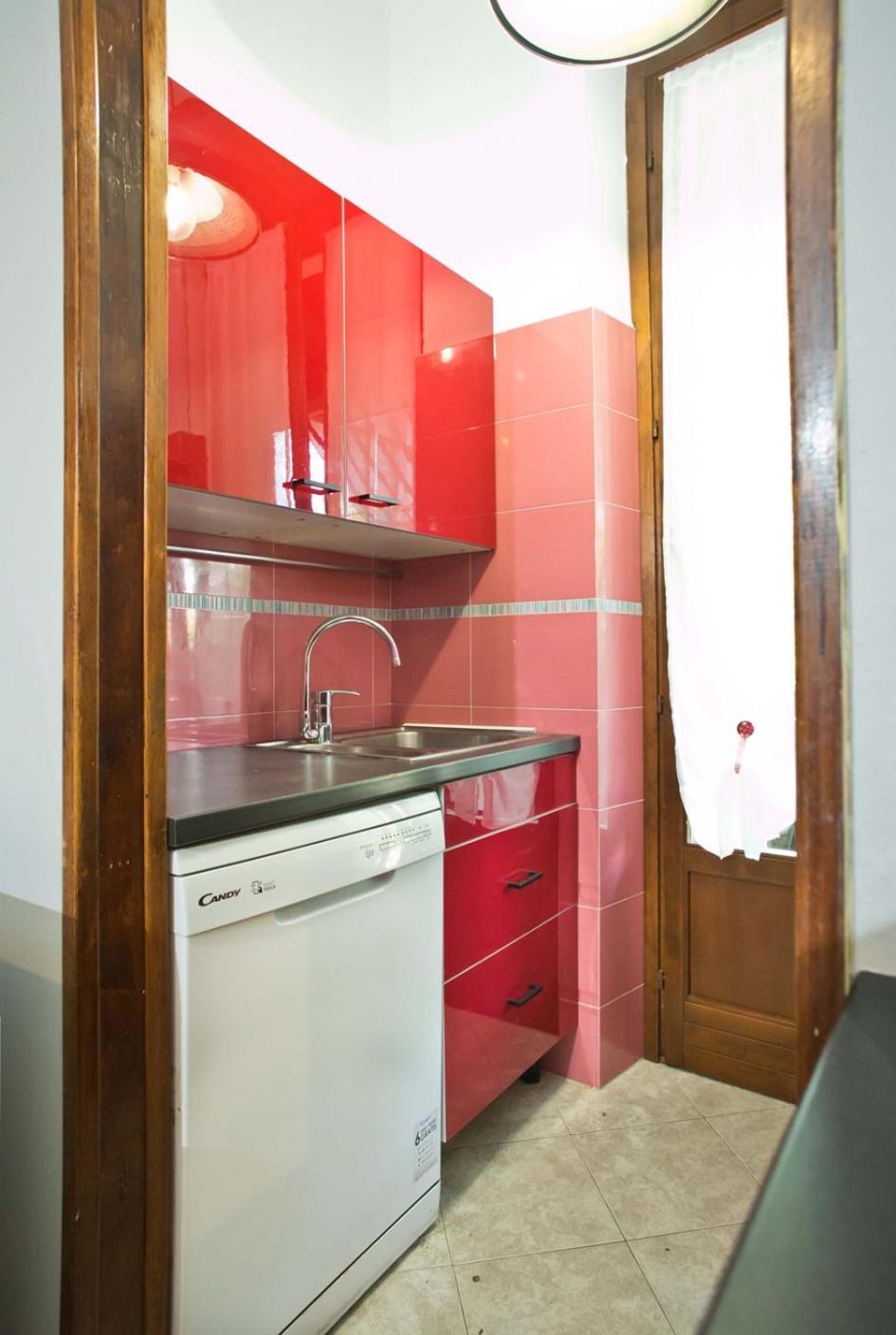 Bilocale Nova Milanese vicino Milano Monza - Parcheggio, terrazzo, Wifi, AC, Netfilx -