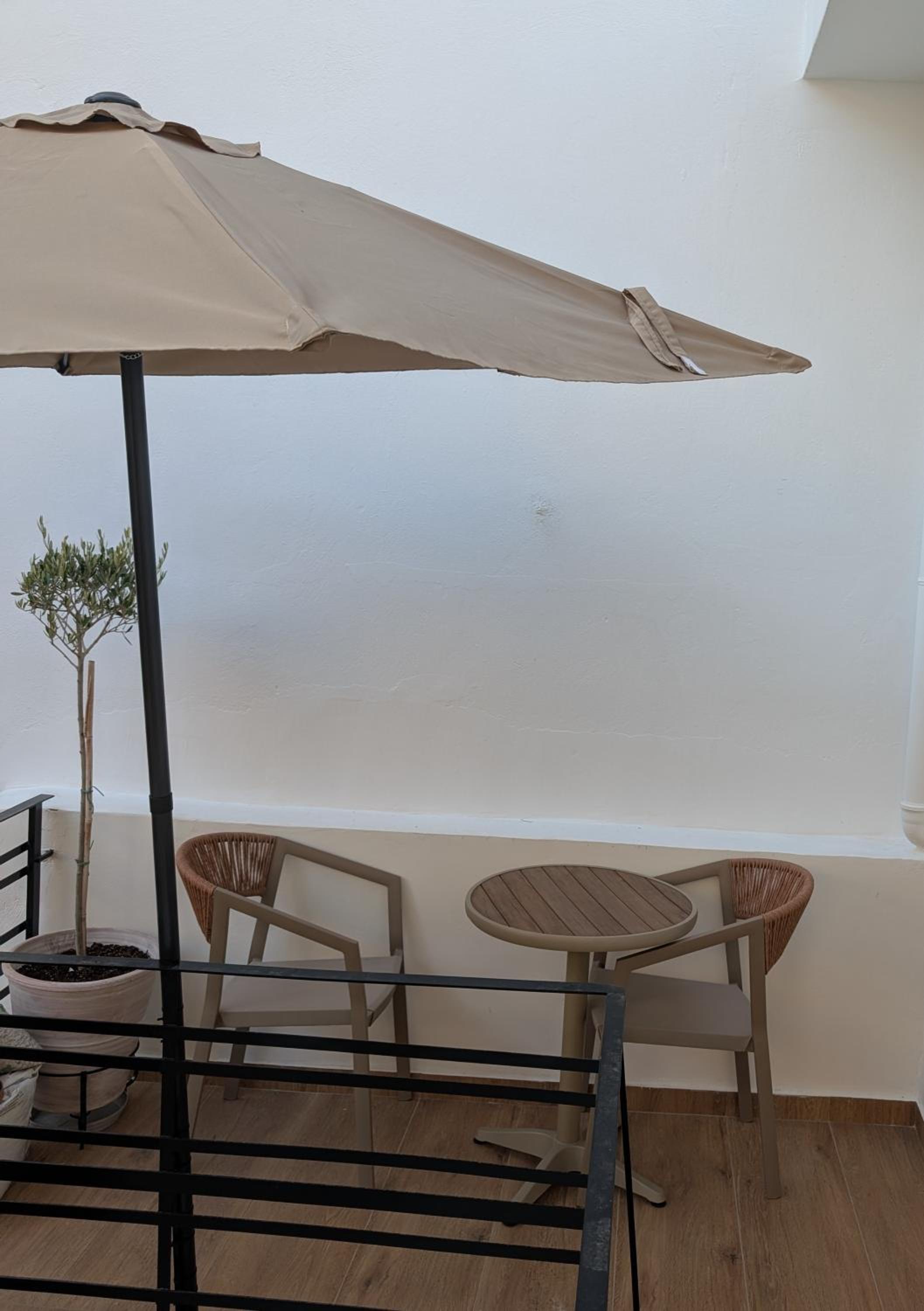 Eriad Patras - Calm Luxury Stay In The City Centre