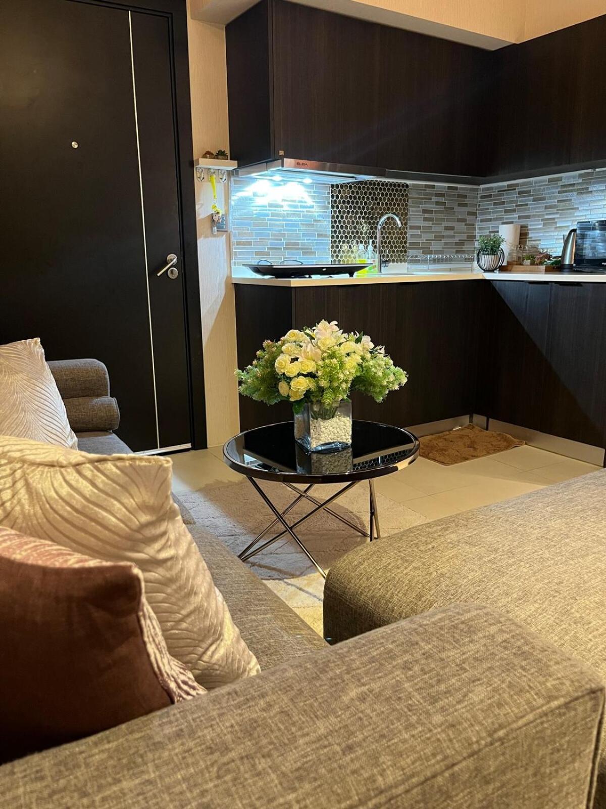 Modern & Cozy 1BR with City and Mt Apo View near Abreeza Mall