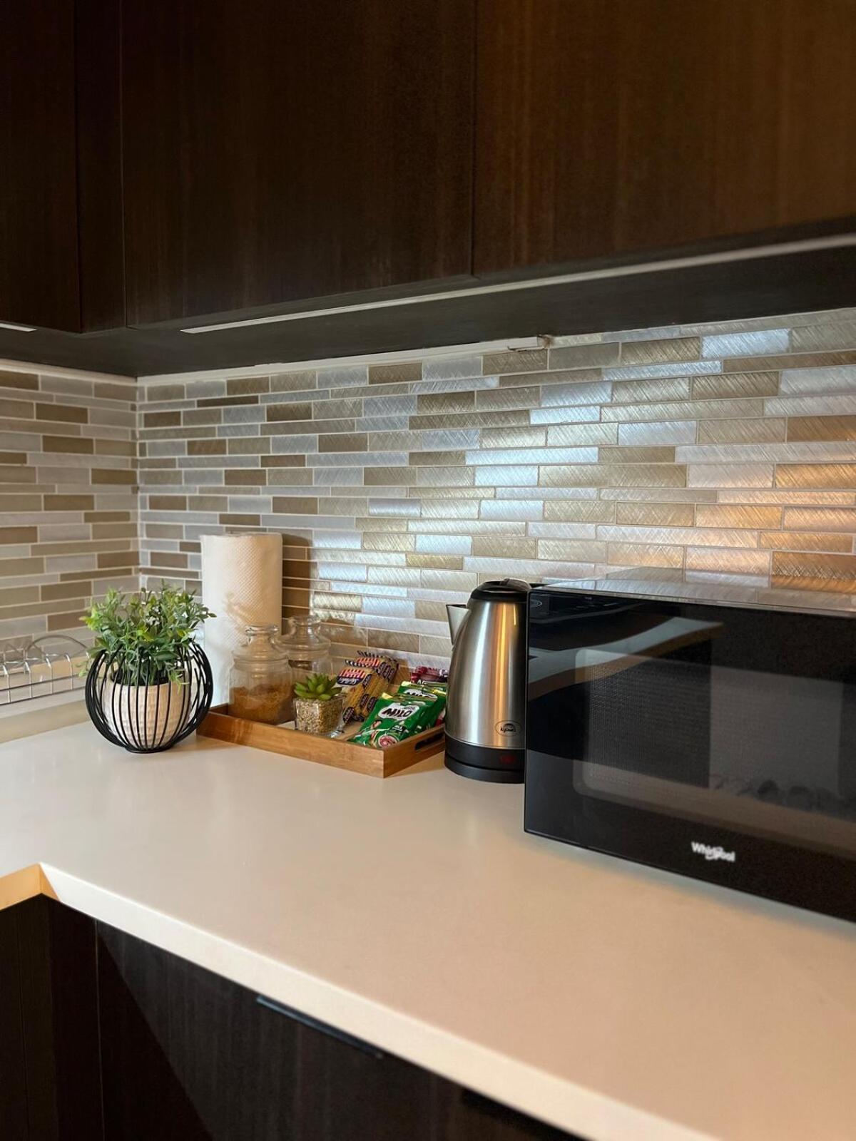 Modern & Cozy 1BR with City and Mt Apo View near Abreeza Mall