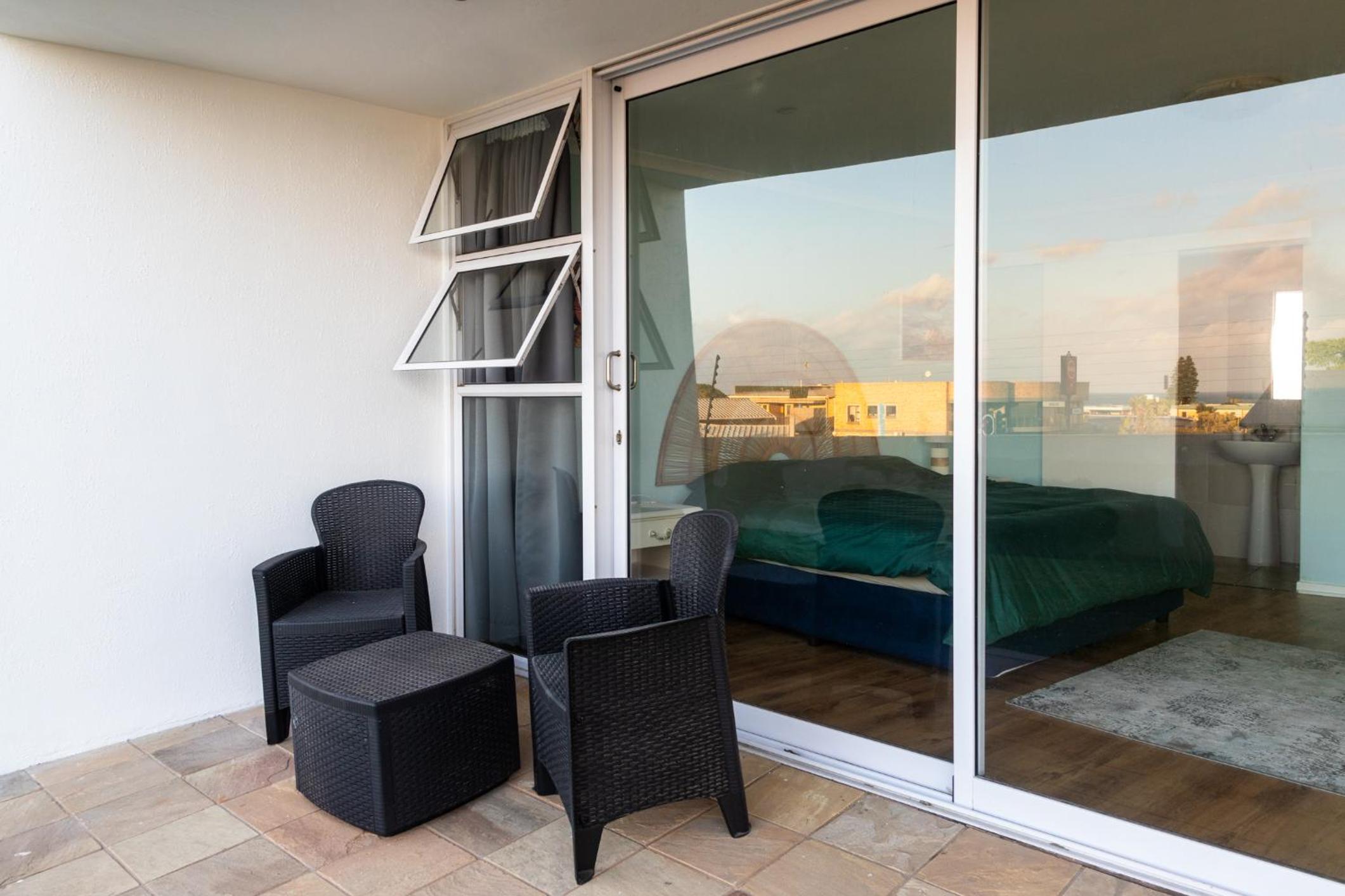 Jeffreys Bay Getaway
