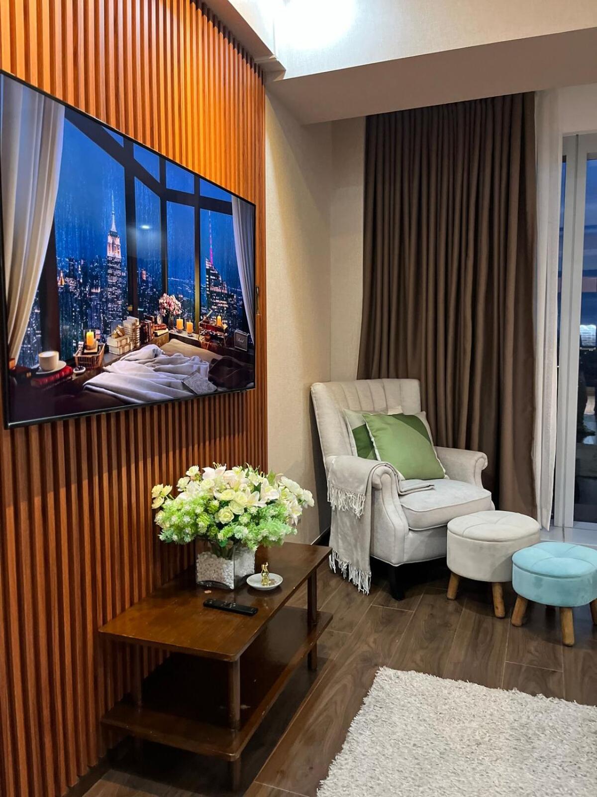 Modern & Cozy 1BR with City and Mt Apo View near Abreeza Mall