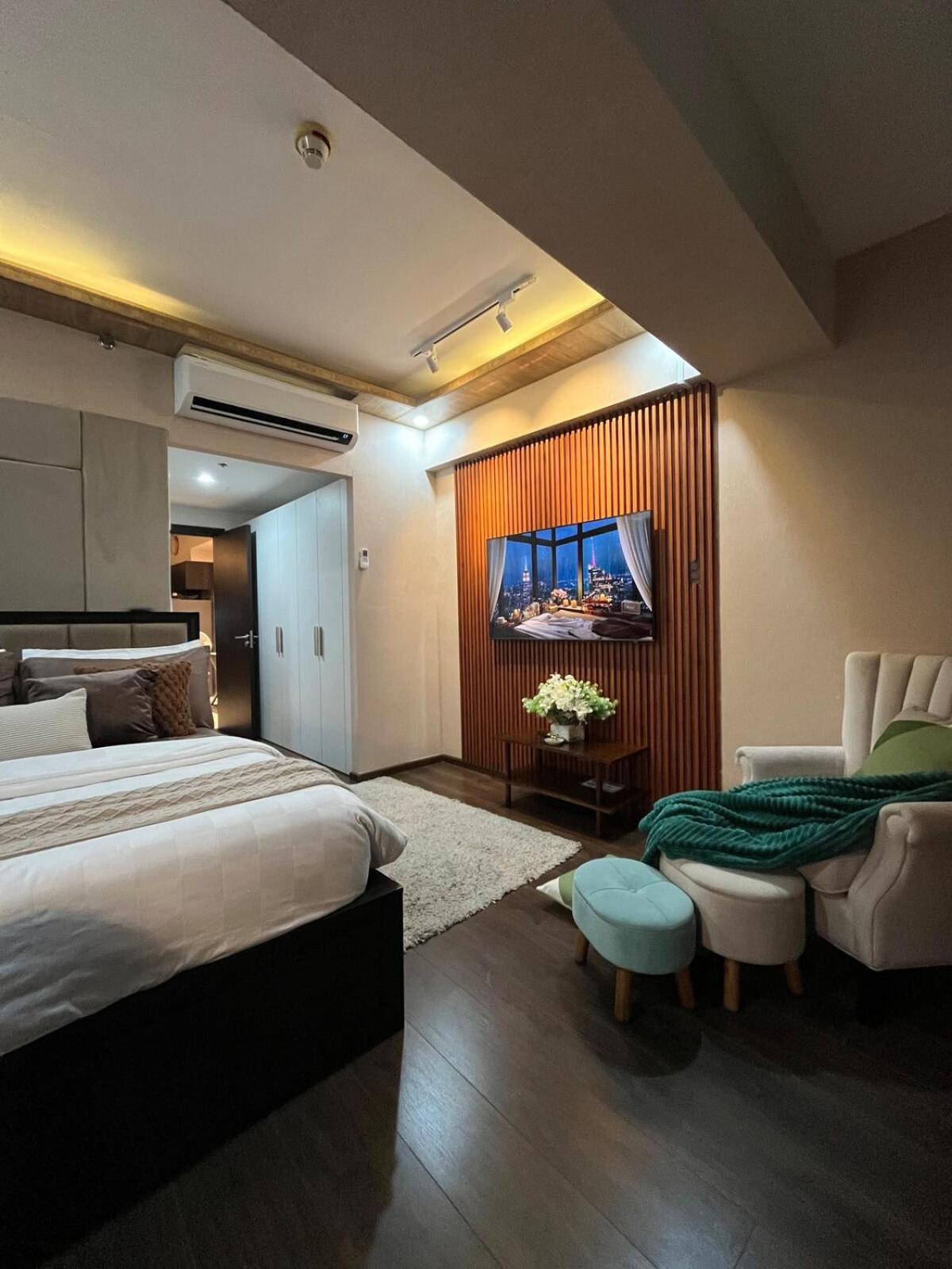 Modern & Cozy 1BR with City and Mt Apo View near Abreeza Mall